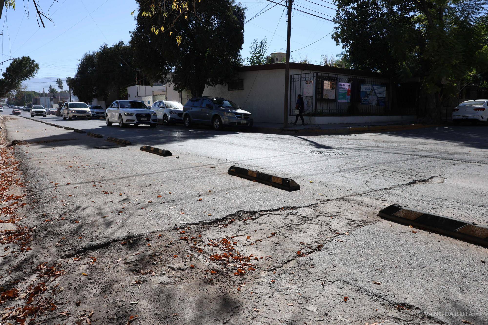 $!La ciclovía también fue reparada durante las obras, pero los vecinos señalaron que los trabajos no fueron ejecutados correctamente, afectando la circulación en la zona.