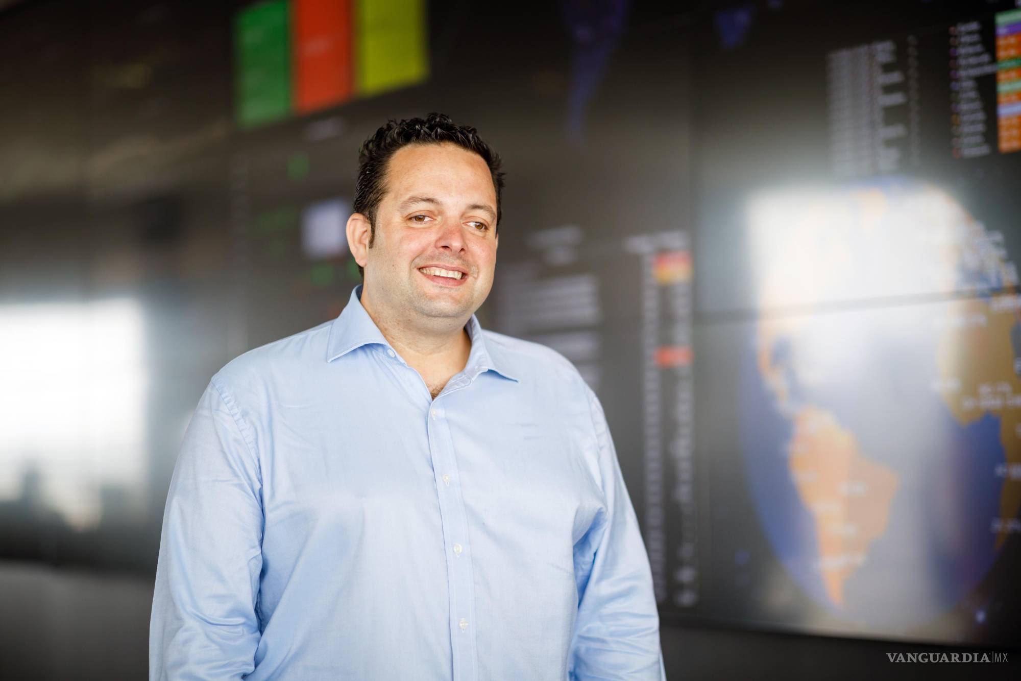 $!Luis Corrons, experto en ciberseguridad, advierte sobre el auge mundial de estafas románticas con Inteligencia Artificial.