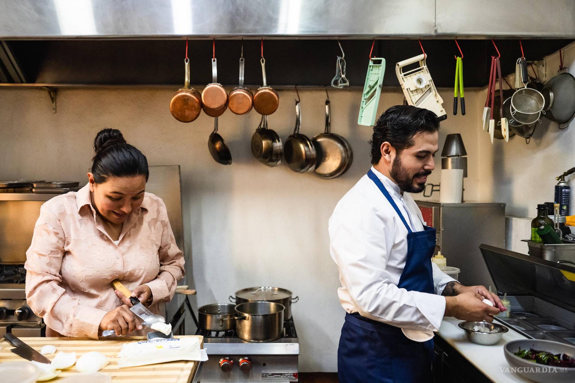 Renan y Cinthia: su cocina construye historias, recuerdos y familias