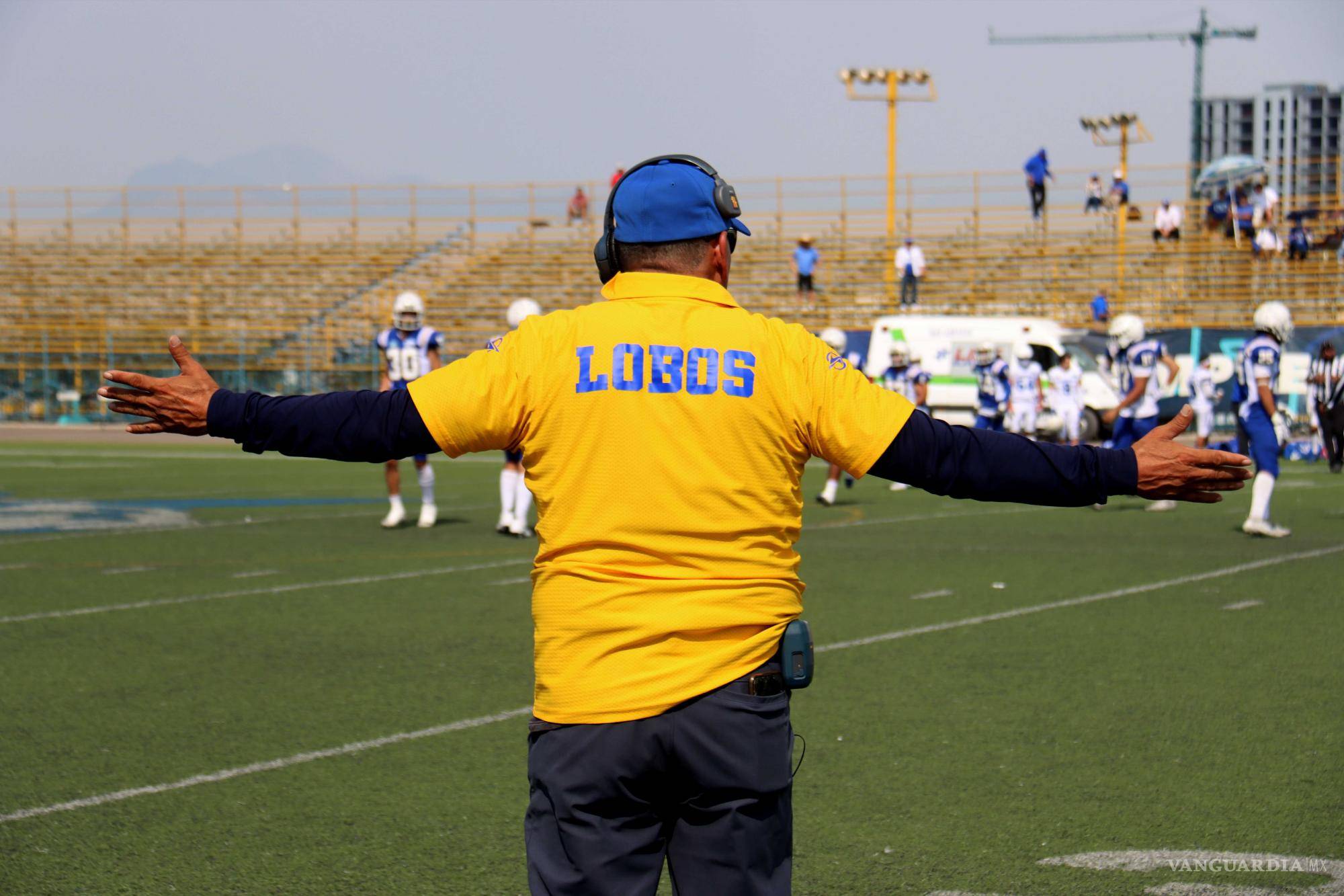 $!La docuserie también pone el foco en el cuerpo técnico, que lucha por mantener al equipo competitivo ante universidades más grandes.