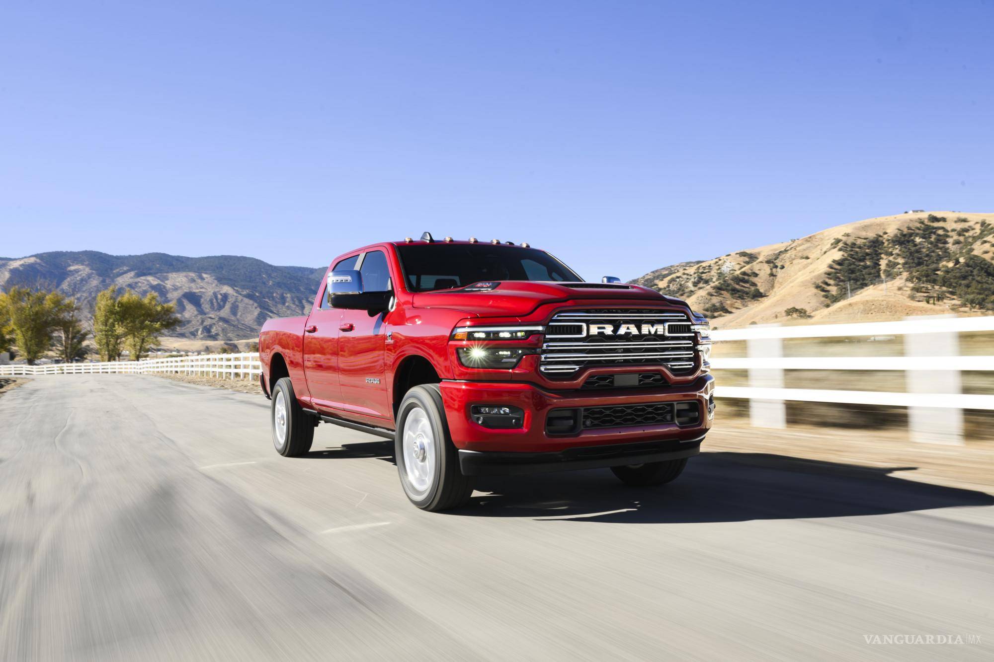 Lanza RAM la nueva Heavy Duty 2025 que se produce en planta de Saltillo