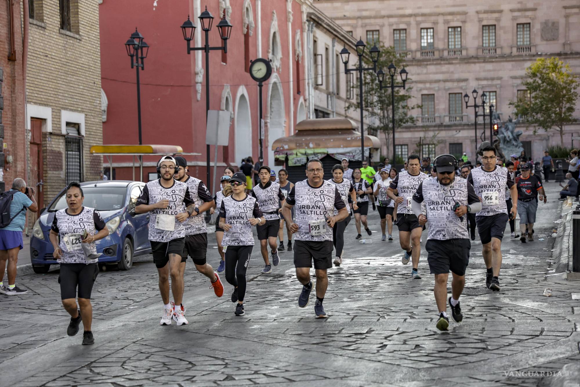 $!Momentos de esfuerzo en los tramos empedrados del circuito.