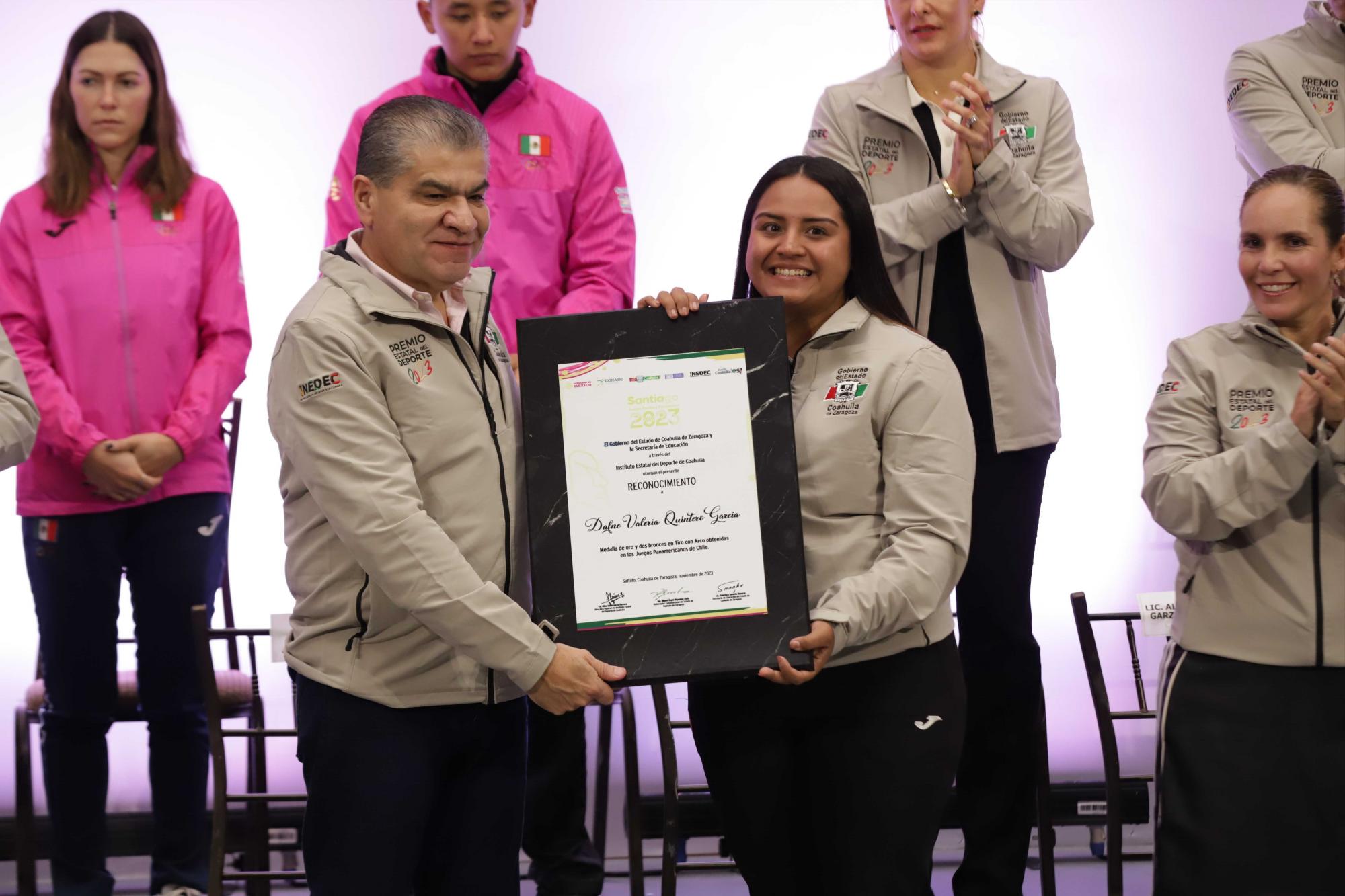 $!Dafne Quintero recibió, por segunda ocasión, el máximo galardón deportivo a nivel estado.
