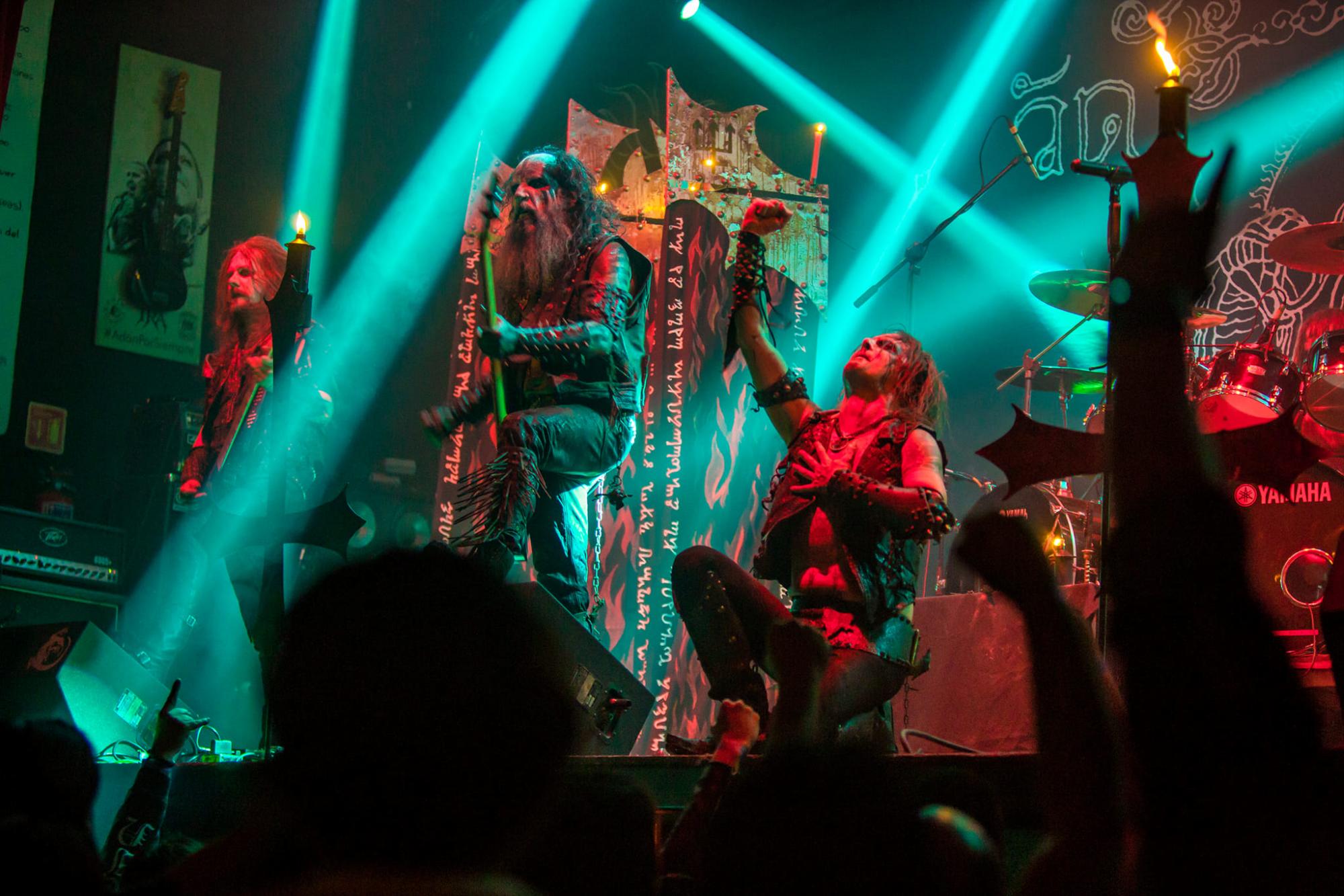 $!En la fotografía se observa al grupo sueco de Black Metal, Watain, durante su presentación en el Café Iguana ocurrida durante el mes de diciembre de 2022.