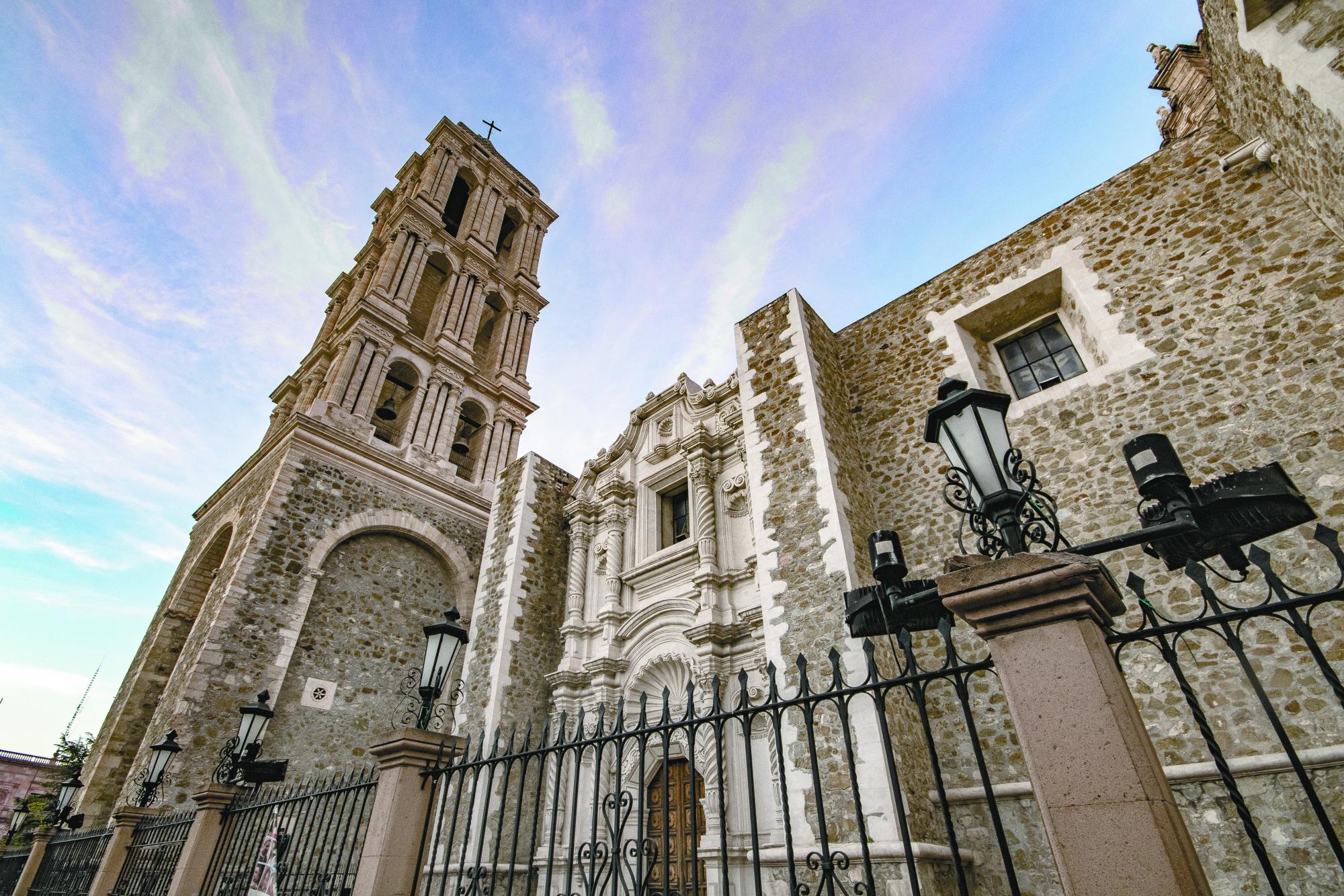 $!En la Catedral de Santiago, hubo una primera iglesia donde hoy se ubica, misma que se utilizó mientras se construía la Capilla de Santo Cristo.