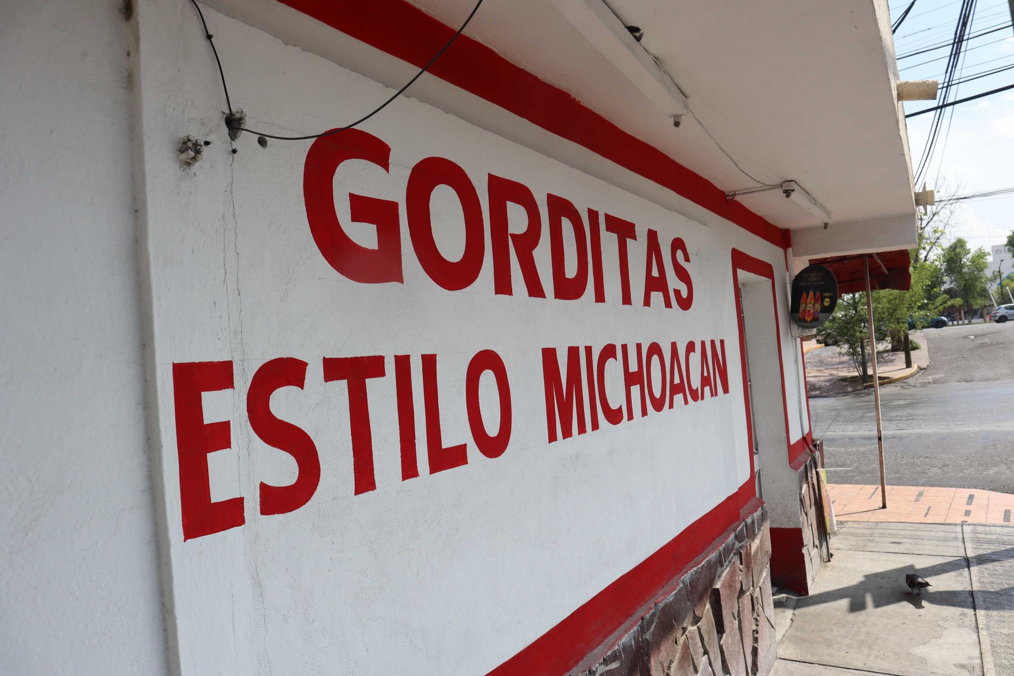 $!Gorditas estilo Michoacán, en la calle Aguascalientes de la colonia República, atienden a residentes y oficinistas desde hace varios años.