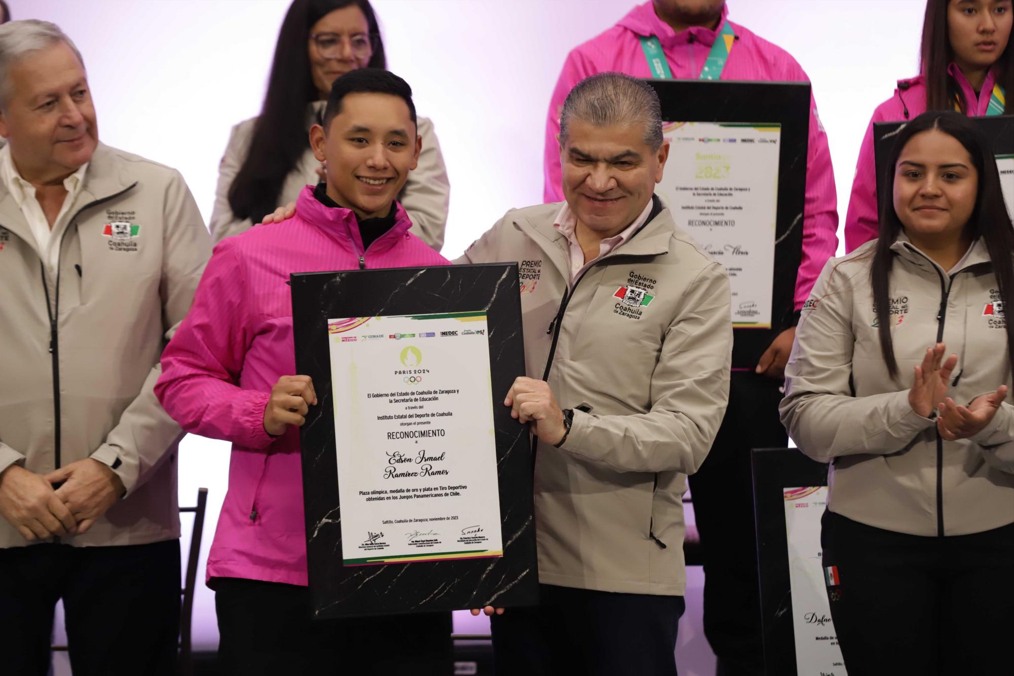$!Coahuila, tierra de campeones; entregan premio a los deportistas del año