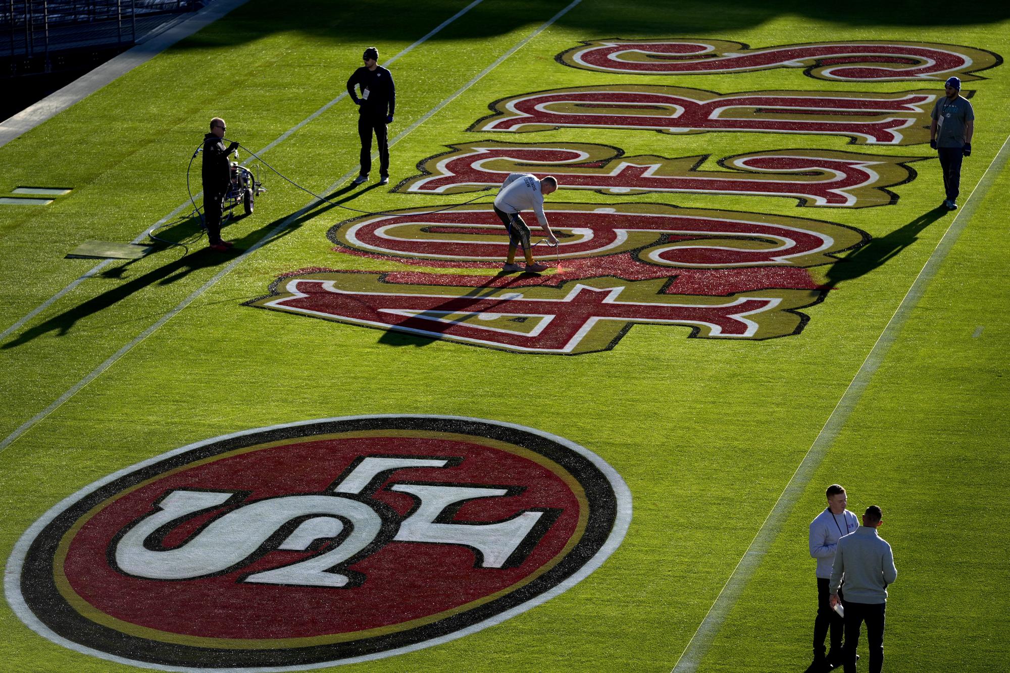 $!El Allegiant Stadium ya se está preparando para la visita de los 49ers de San Francisco y los Chiefs de Kansas City.