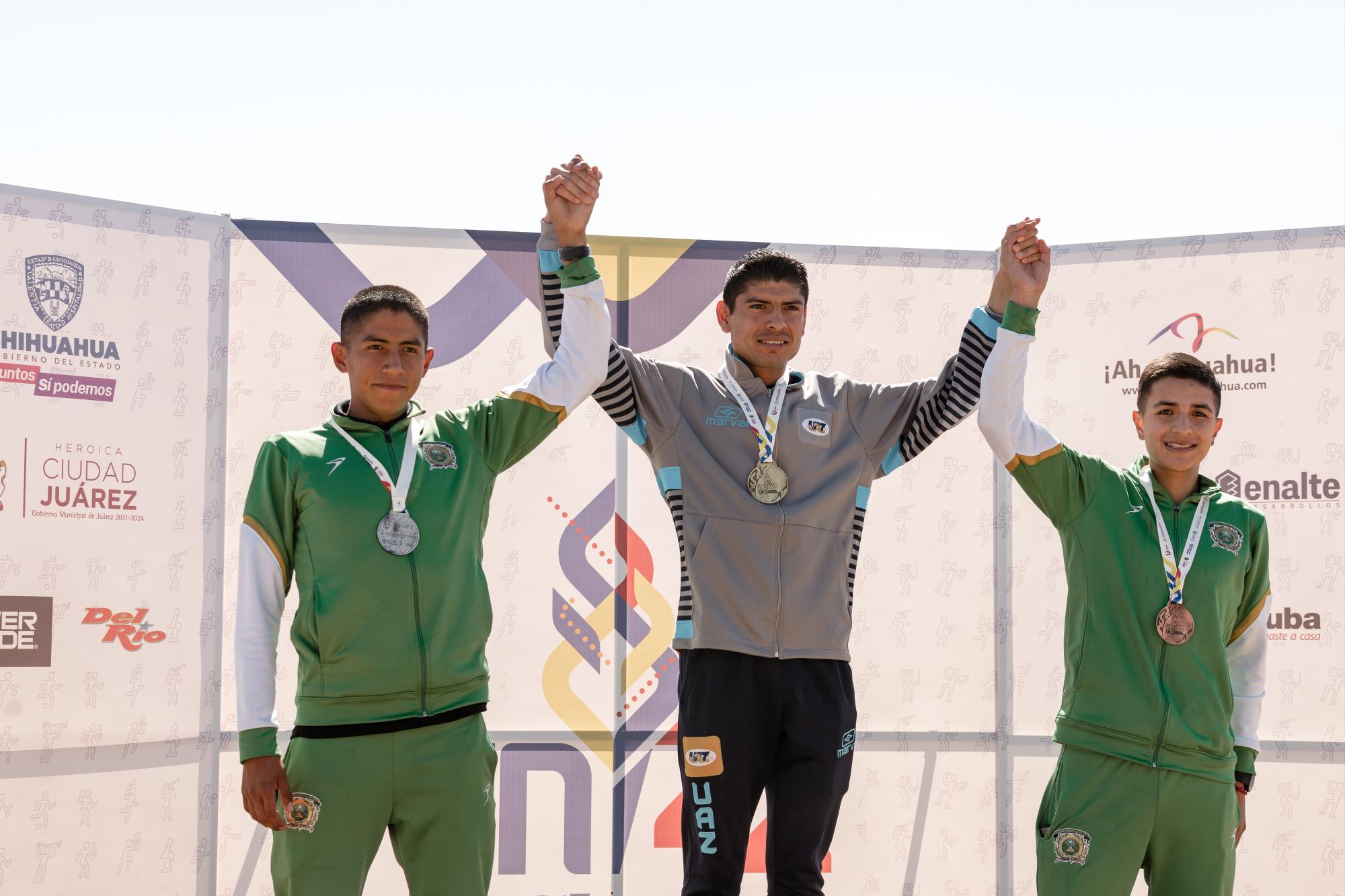 $!Los podios no son algo ajeno para Tirzo, quien se ha convertido en uno de los mejores atletas que ha dado Coahuila.