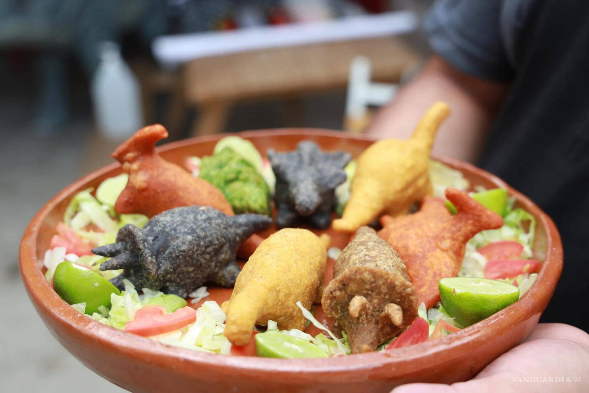 $!Las dinoquesadillas han atraído a turistas de todo México.