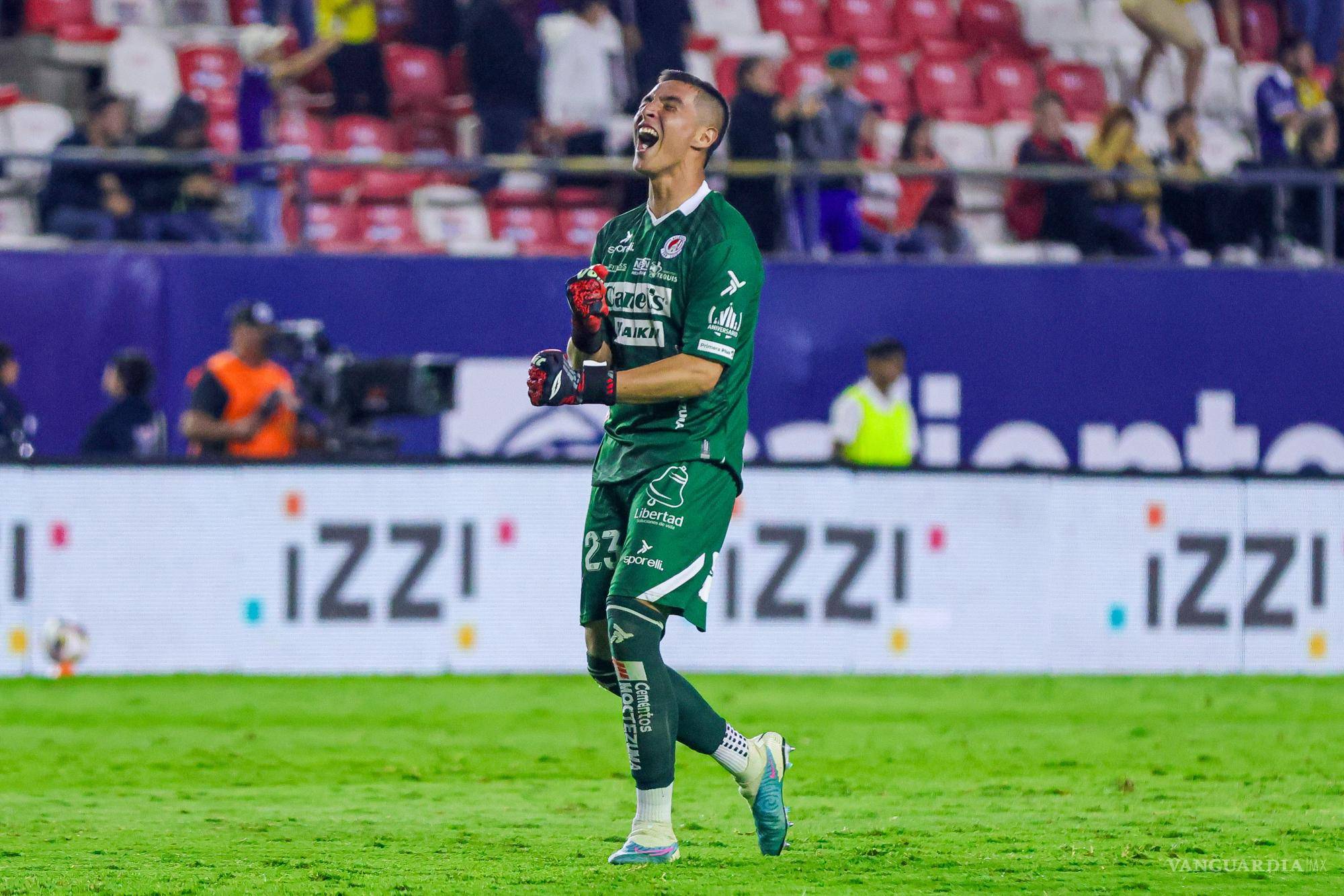 $!El portero debutante mantuvo su arco en cero en su primer partido, un 4-0 ante Querétaro.