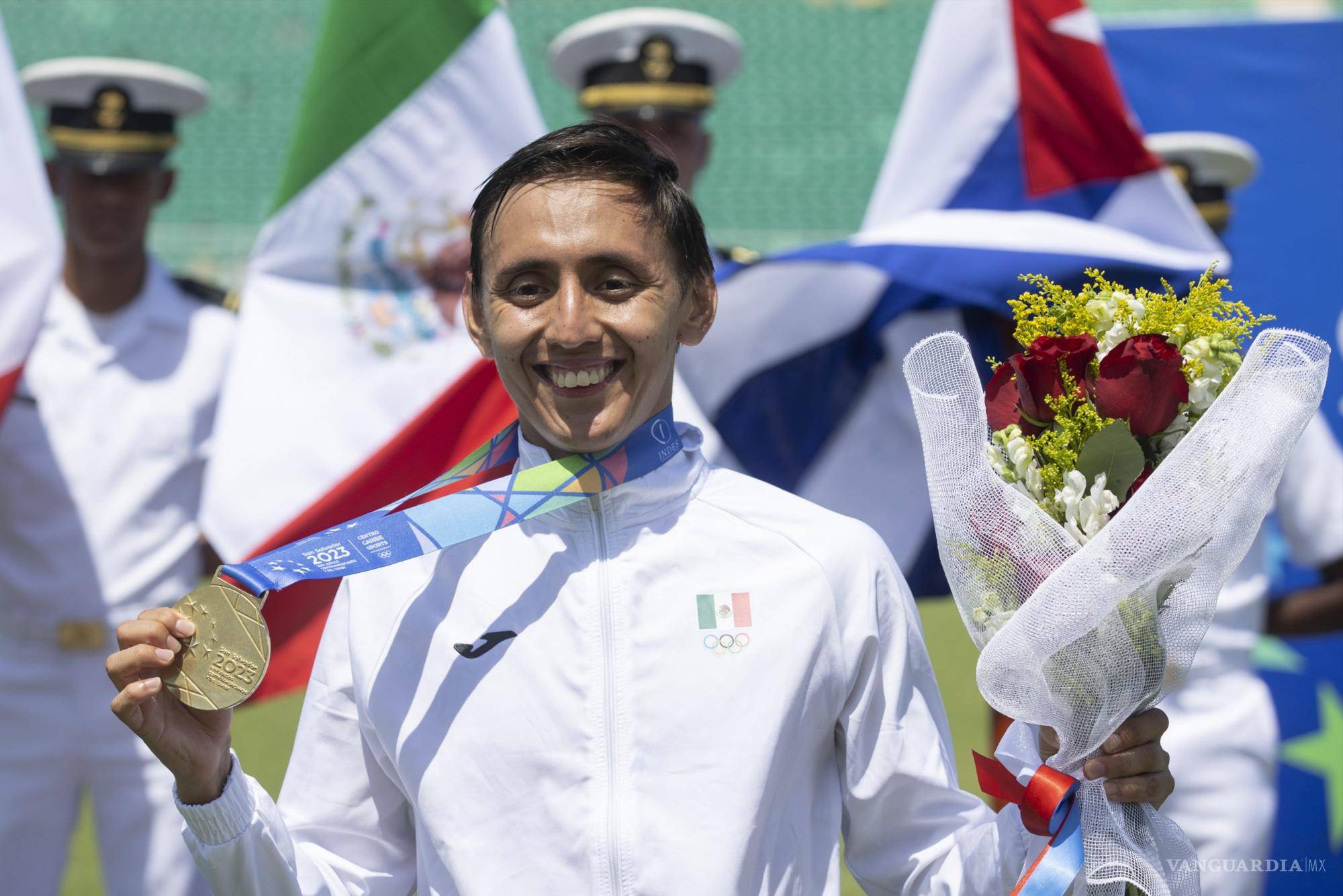 $!A sus escasos 25 años, Emiliano es la promesa del pentlatón moderno.