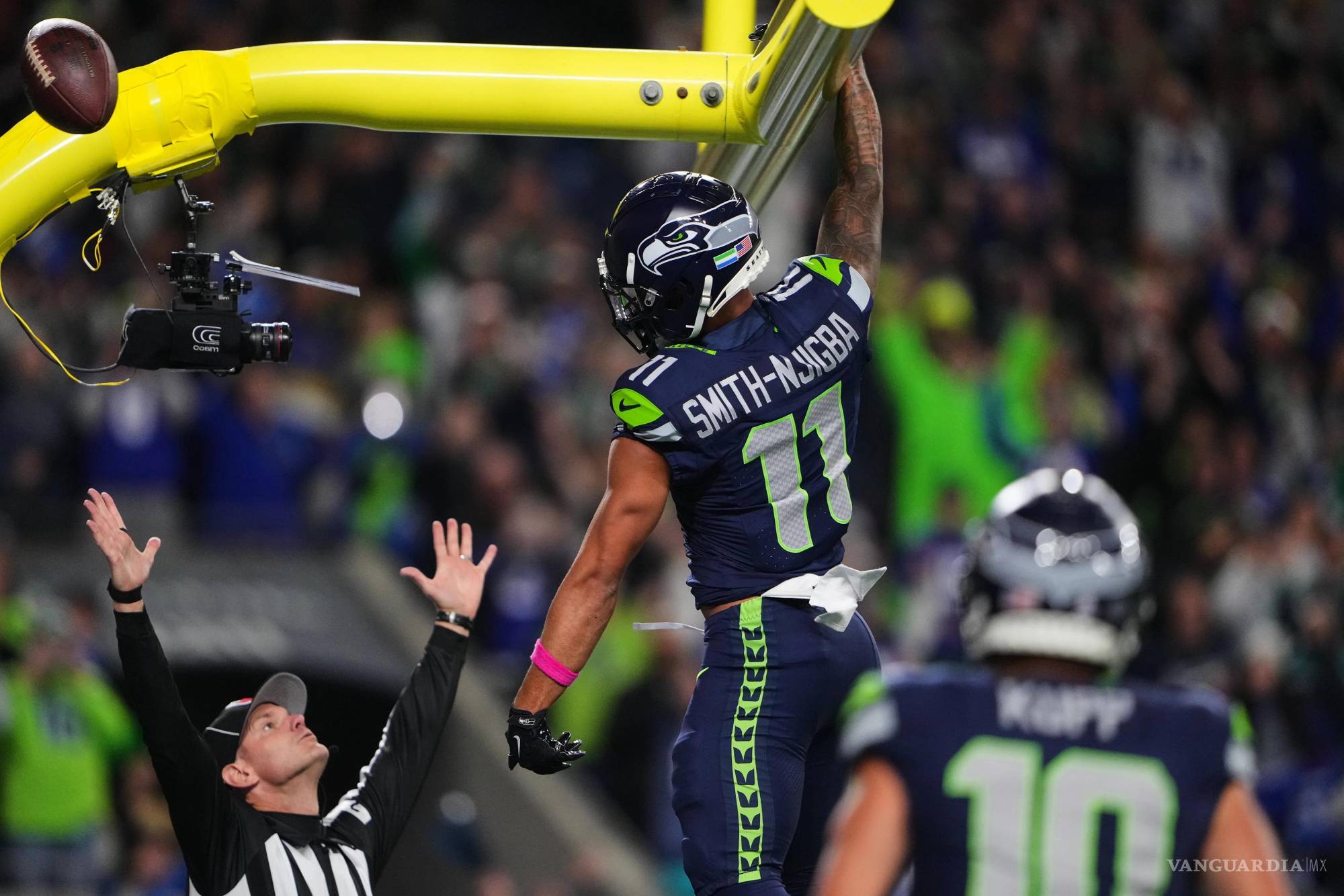 $!Jaxon Smith-Njigba llega al Super Bowl LX tras una temporada histórica con 1,793 yardas recibidas, marcando una de las campañas más productivas entre receptores en la NFL esta temporada.