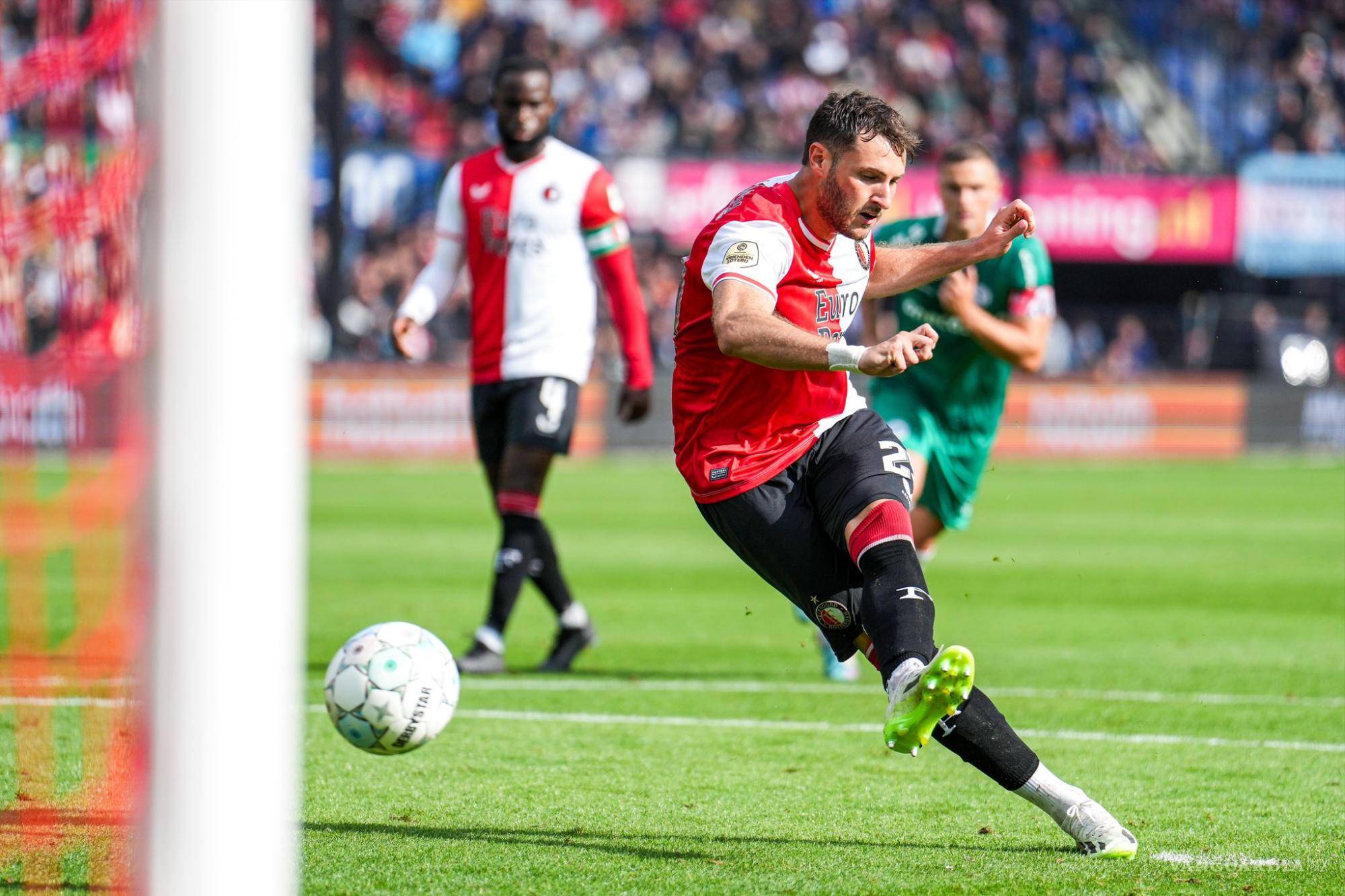 $!Mexicanos en Europa: Santi Giménez ‘brilla’ con un doblete en la jornada dominical de aztecas por el Viejo Continente