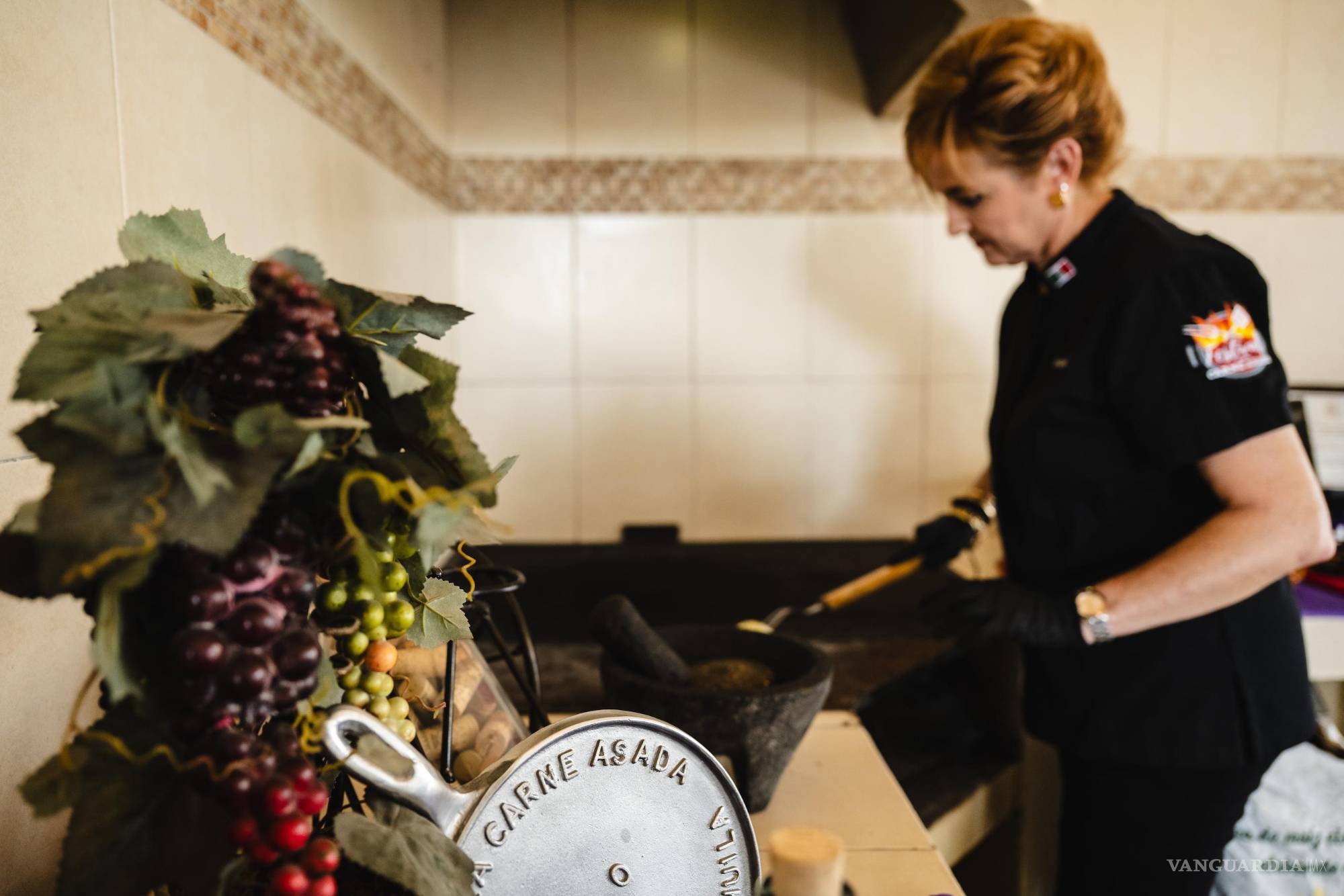 Patricia Lomelí: del aula a la parrilla, una maestra del fuego