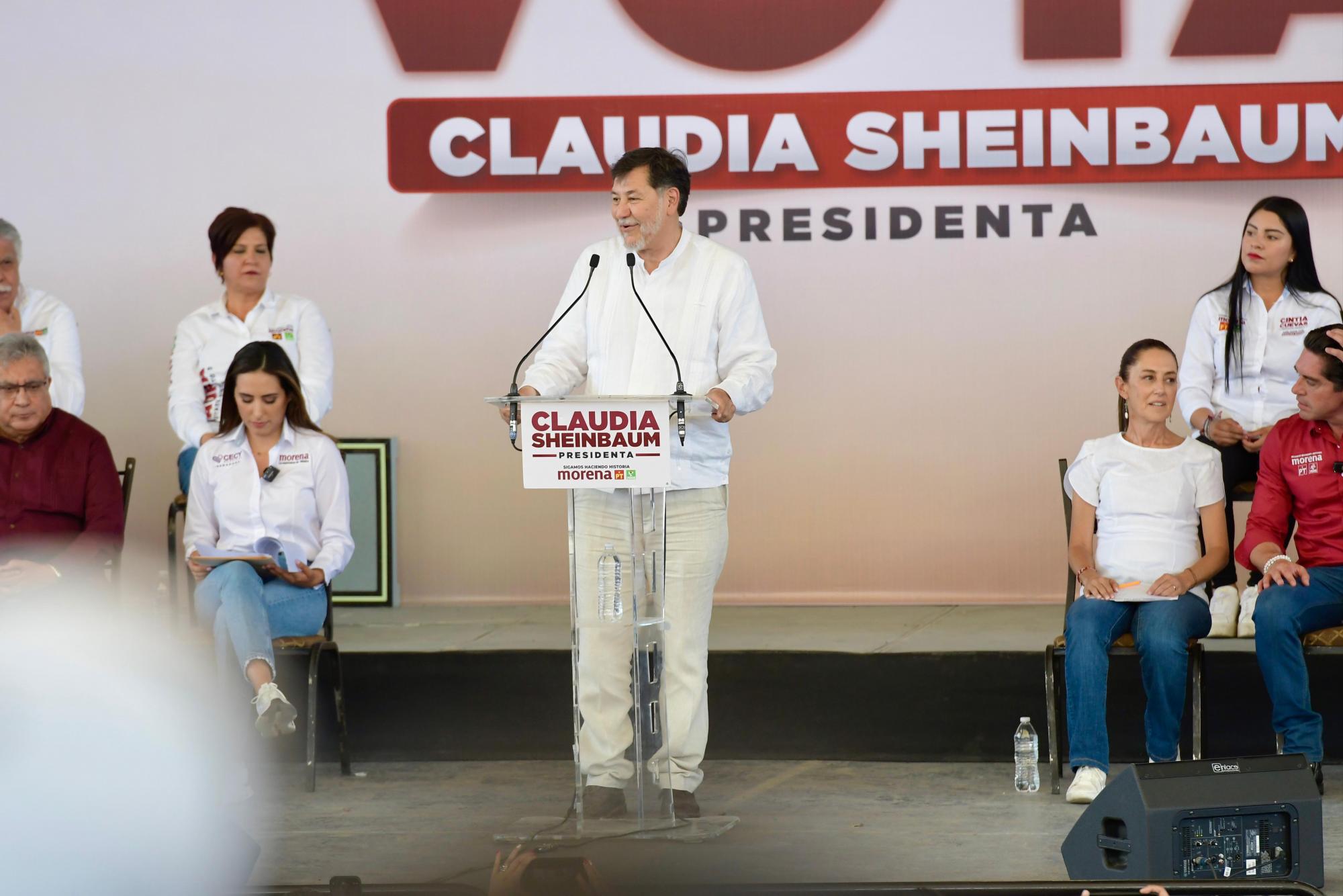 $!Gerardo Fernández Noroña en el mitin de Sheinbaum, pidiendo un triunfo avasallador en Coahuila.