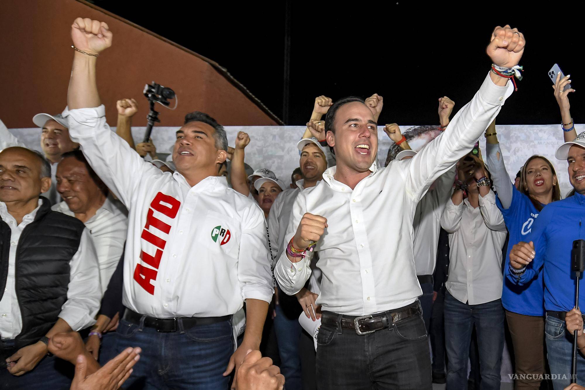 Elecciones Coahuila: ‘¡El amor le ganó al odio!’ Celebra Manolo Jiménez con líderes nacionales del PRI, PAN y PRD