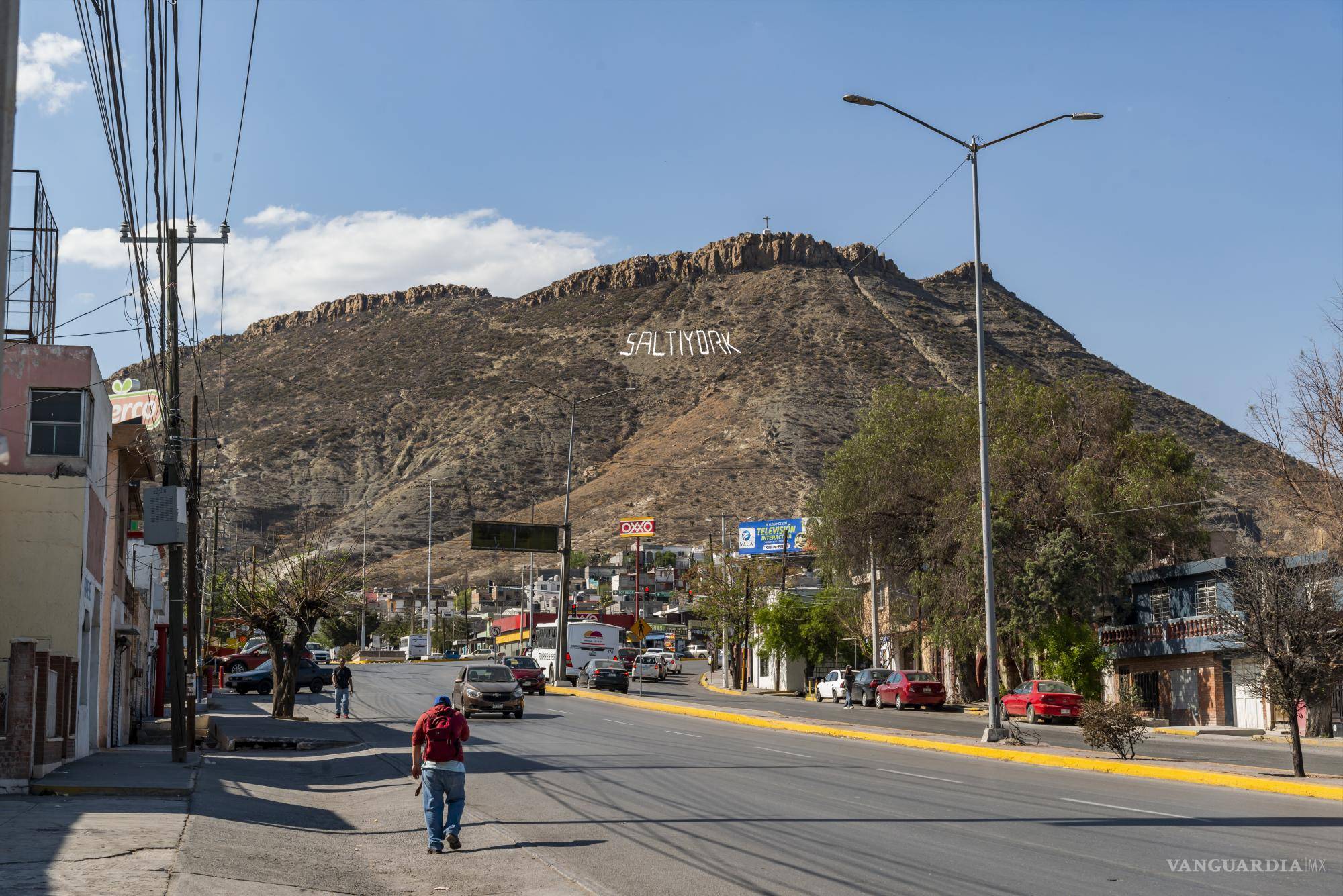 $!En VANGUARDIA jugamos un poco con lo que podría decir el Cerro del Pueblo si cada quien pudiera poner lo que quisiera... como ¡Saltiyork!