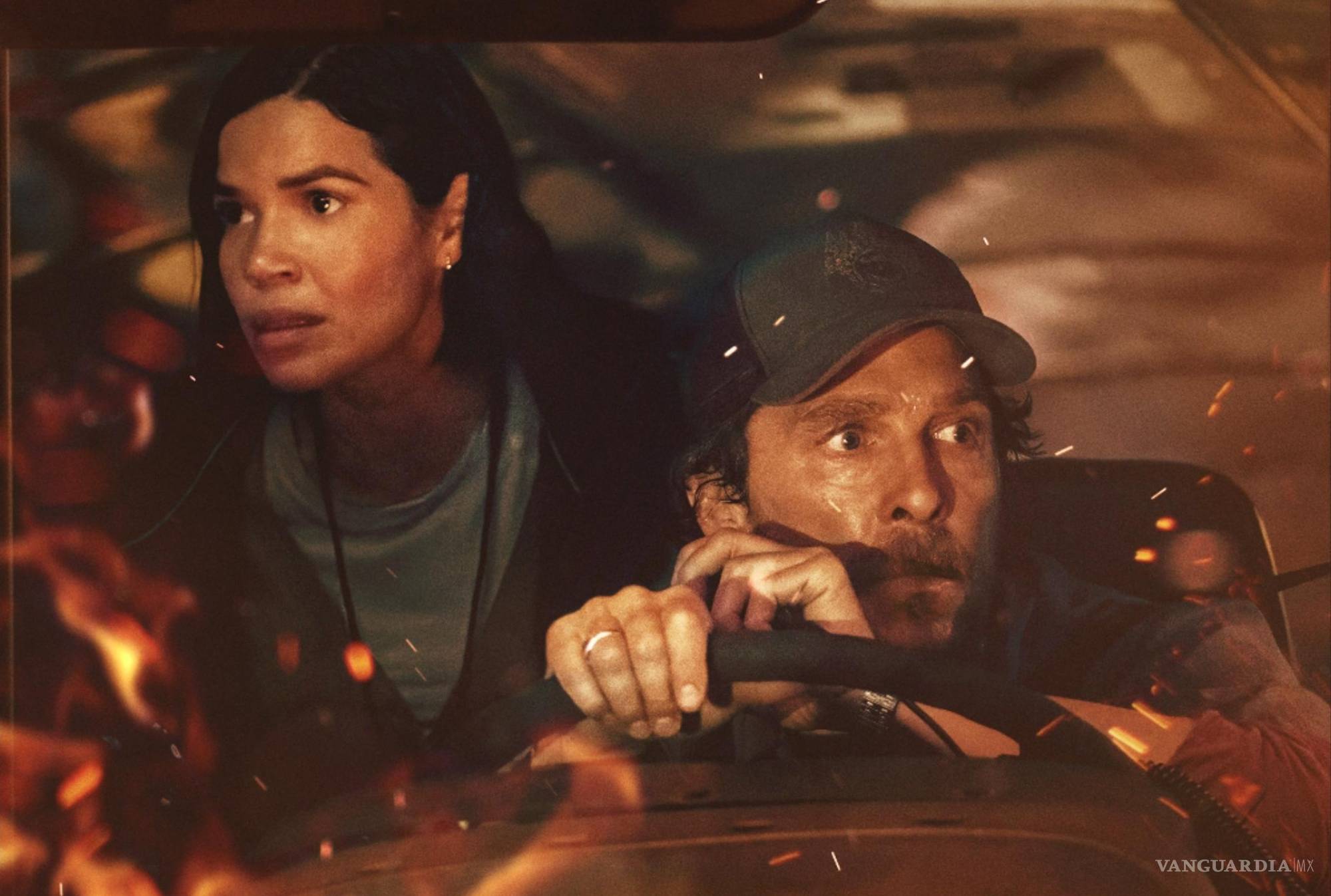 Acción y drama en ‘A través del fuego’: Honra Matthew McConaughey a verdaderos héroes en película 