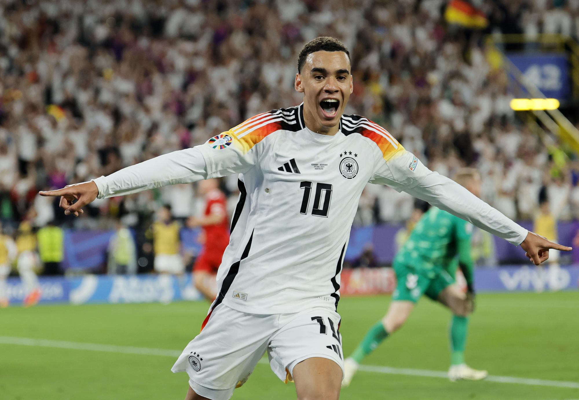 $!Con goles de Havertz y Musiala, Alemania avanzó a Cuartos de Final tras superar a Dinamarca en un intenso encuentro.