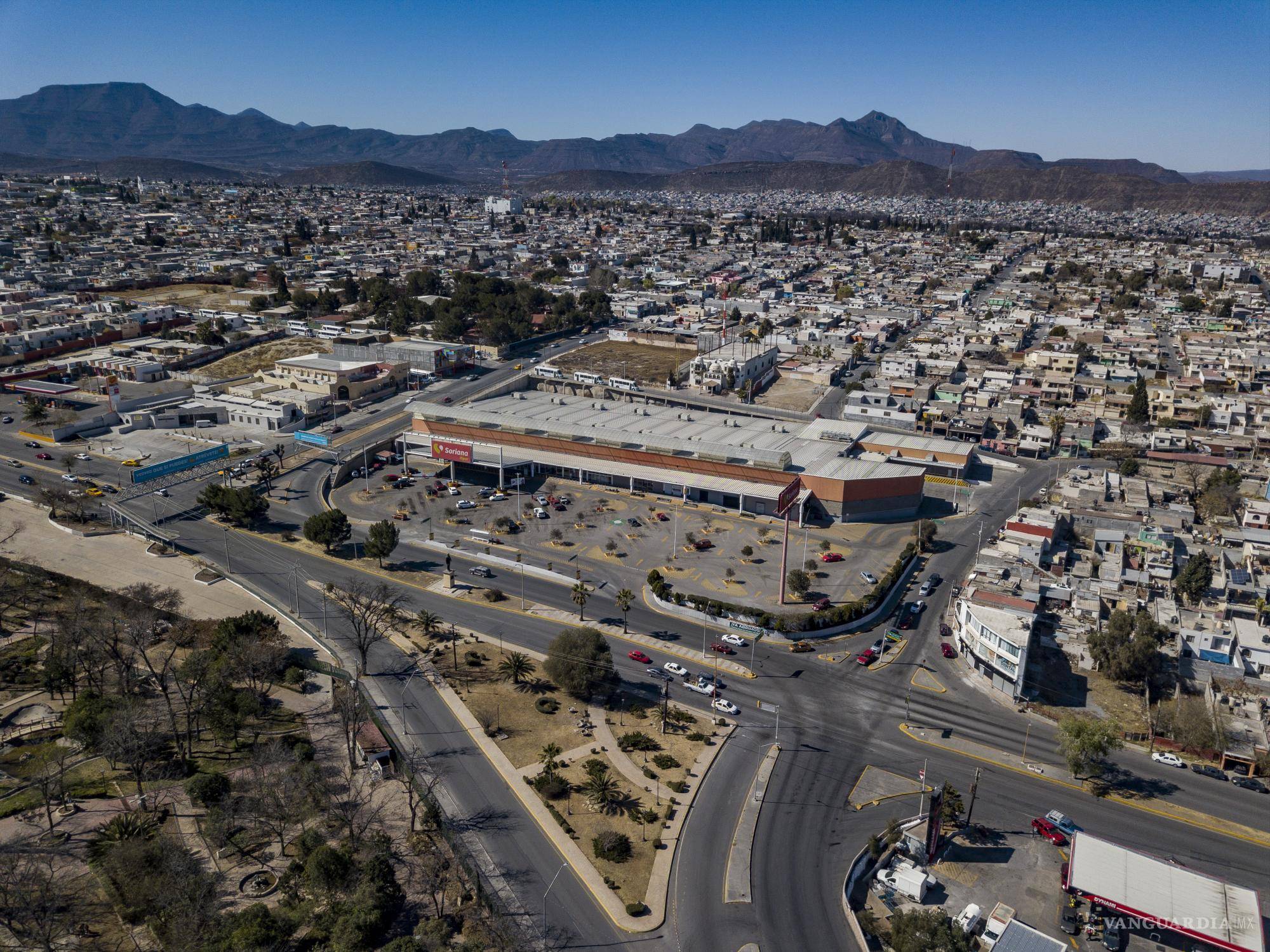 $!Vista aérea del supermercado ubicado al sur de la ciudad.