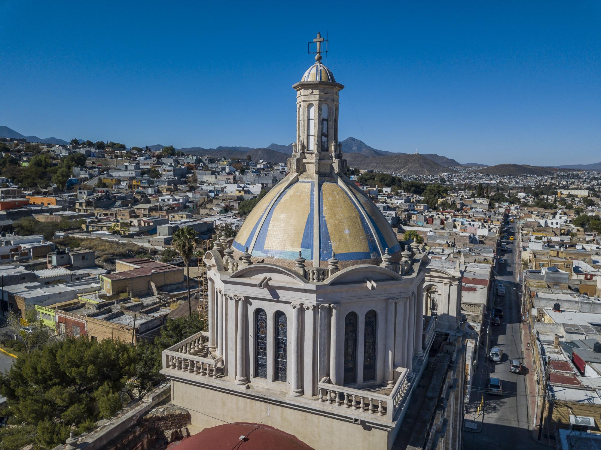 $!Vista aérea de la cúpula de San Juan Nepomuceno, en el centro de Saltillo.