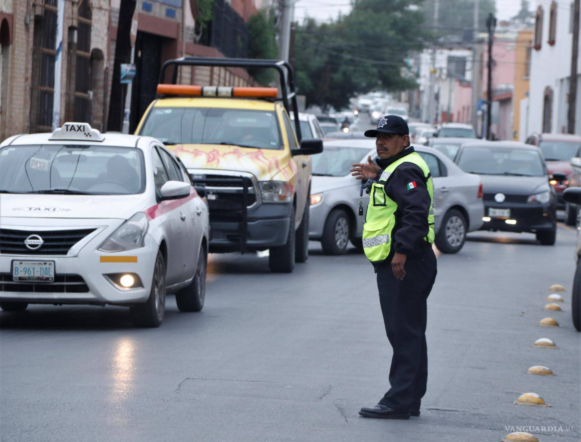 ¡Toma tus precauciones! Se agrava tráfico vehicular en Centro Histórico de Saltillo por Paseo Capital