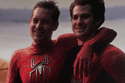 Maguire y Garfield, según lo comentado por este último, acudieron a un cine para ver la nueva película de Spider-Man. ESPECIAL
