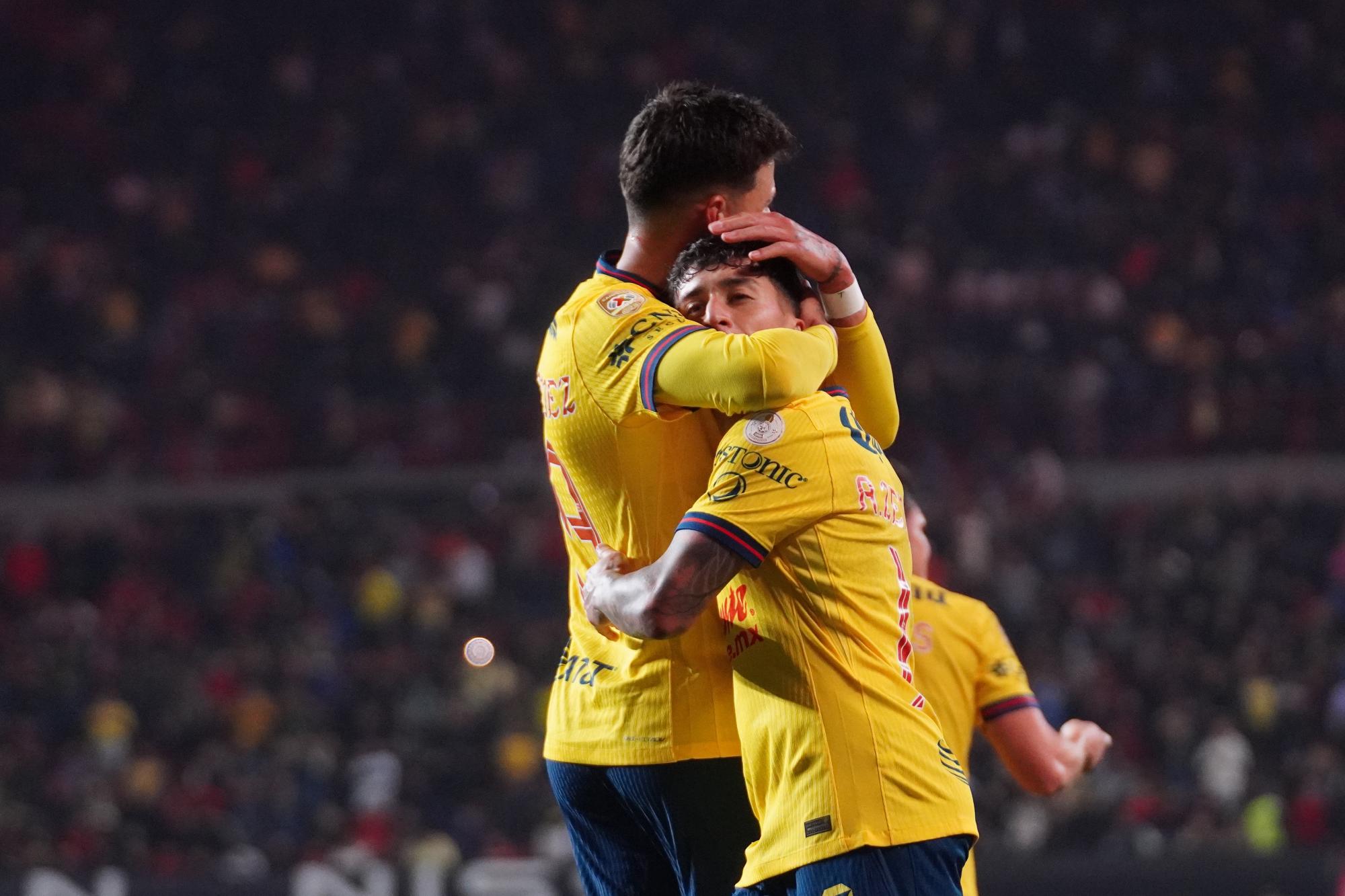 El Club América consiguió su pase a los Cuartos de Final del Torneo Apertura 2024 tras empatar 2-2 contra Xolos de Tijuana en el Estadio Caliente y ganar posteriormente en tanda de penales. La serie