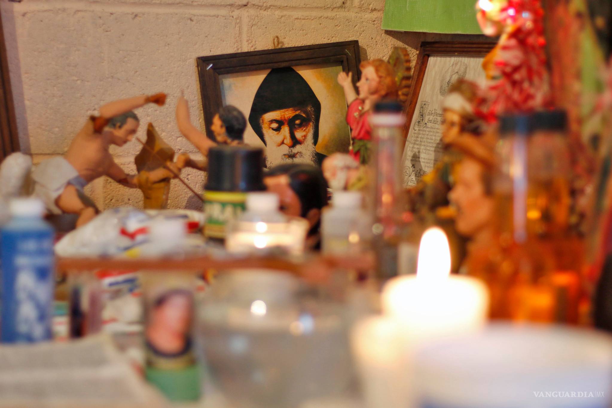 $!La mujer de los 130 espíritus