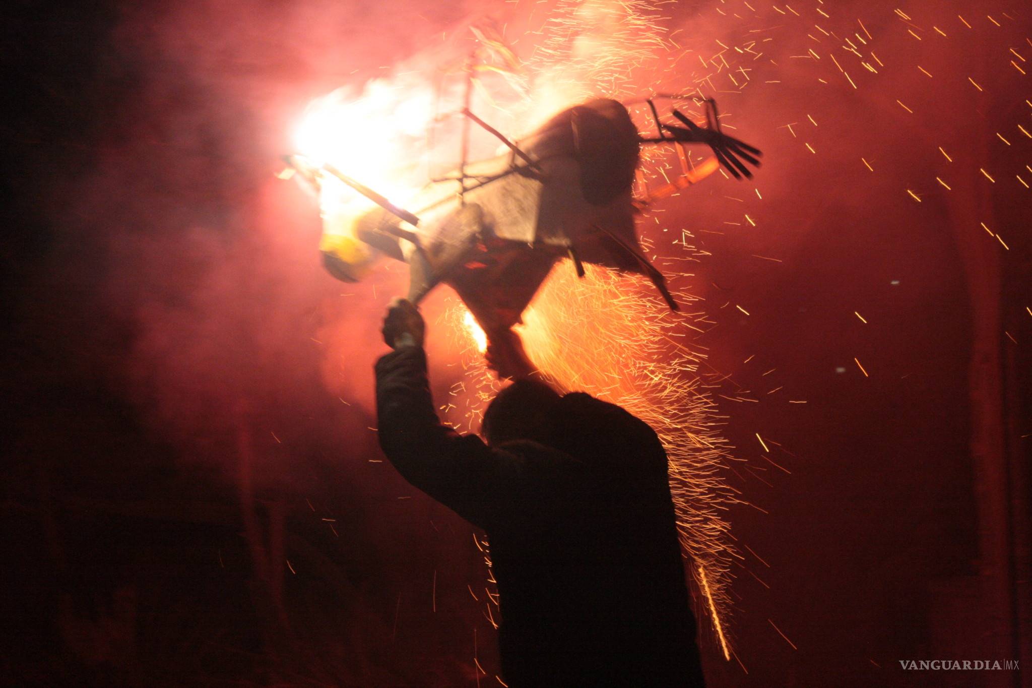 $!Una corrida luminosa en San Luis Potosí