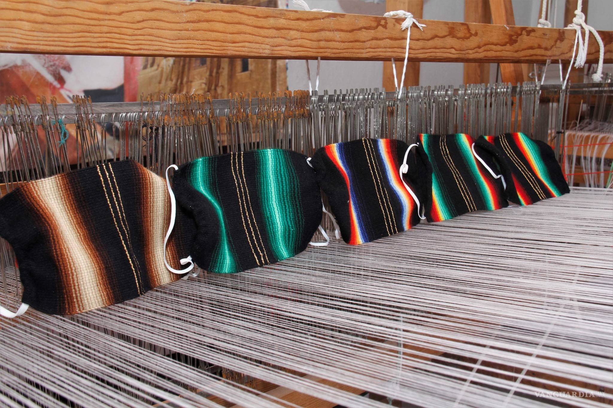 $!Conoce los cubrebocas saraperos, protección con un estilo tradicional, hechos en Saltillo