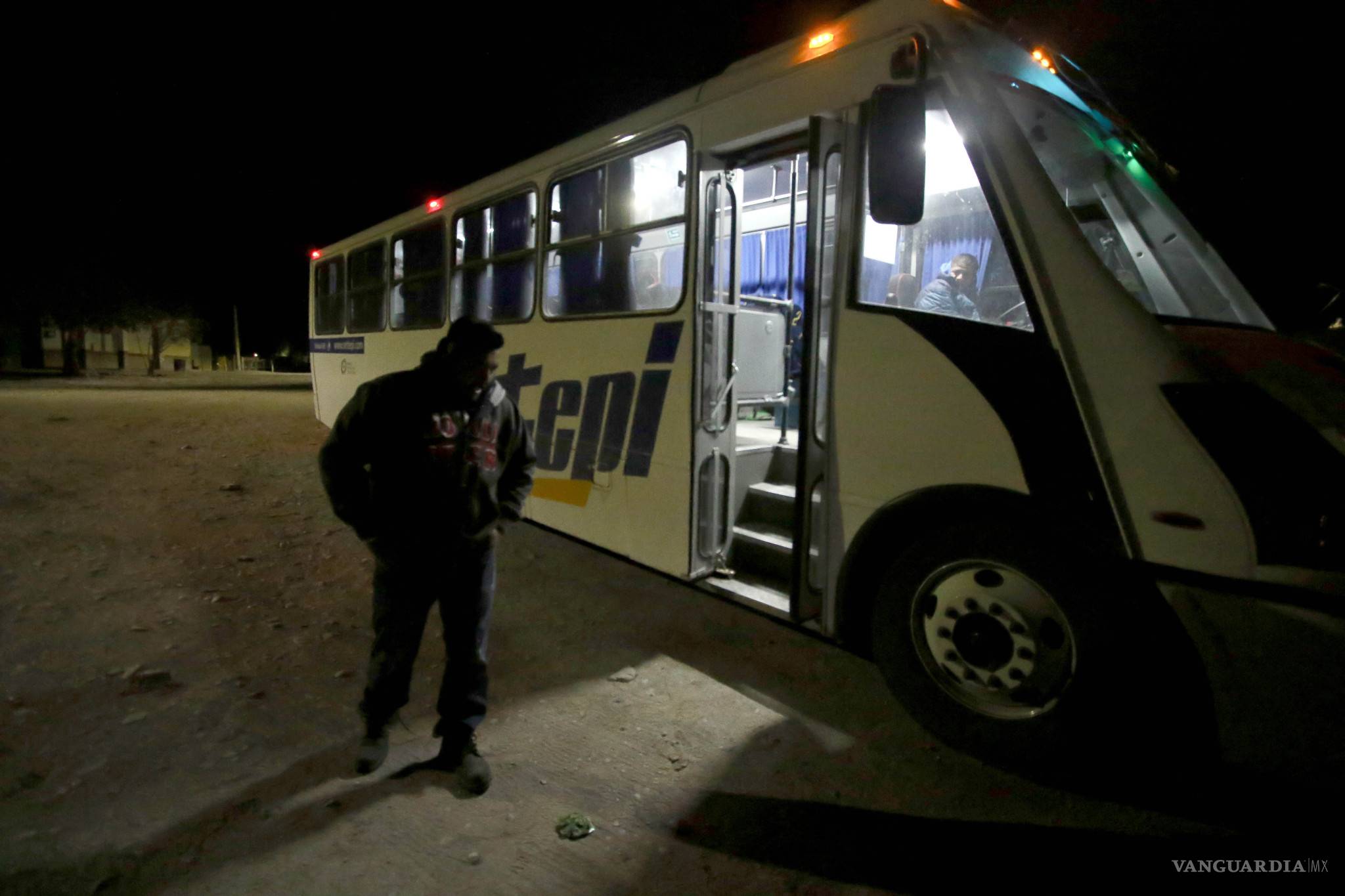 $!‘Ranchobreros’: 18 horas de trabajo, 6 para ¿vivir? en Coahuila