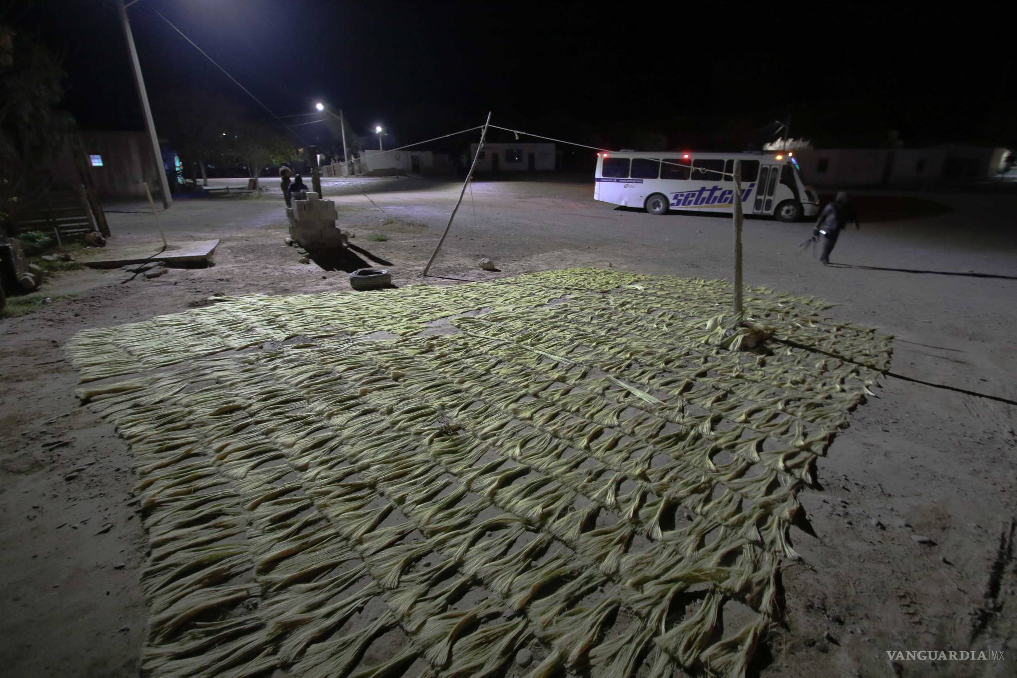 $!‘Ranchobreros’: 18 horas de trabajo, 6 para ¿vivir? en Coahuila