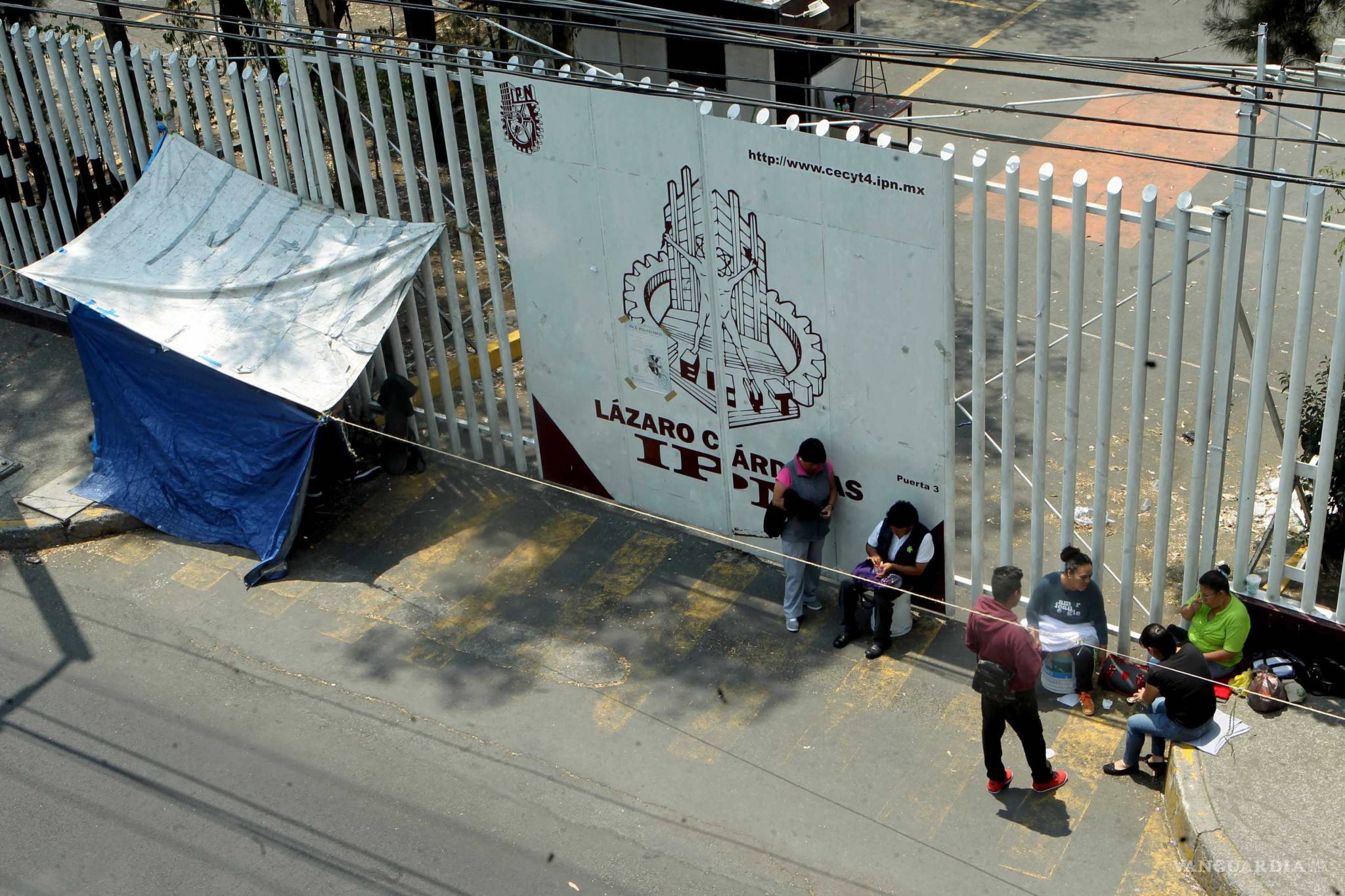 Alumnos del IPN mantienen indefinición sobre el paro