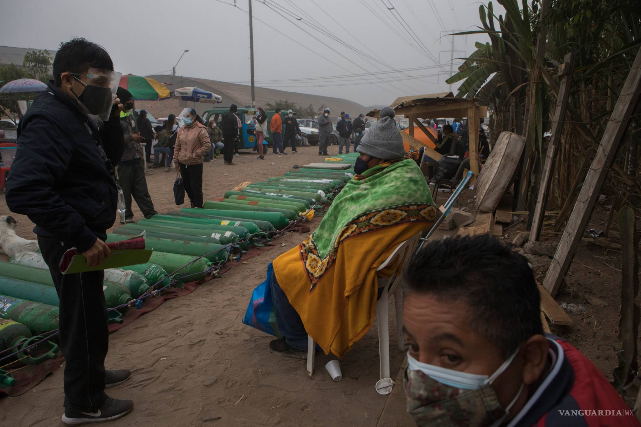 $!El oscuro año de COVID para América Latina: arrecian muertes y viene lo peor en Sudamérica