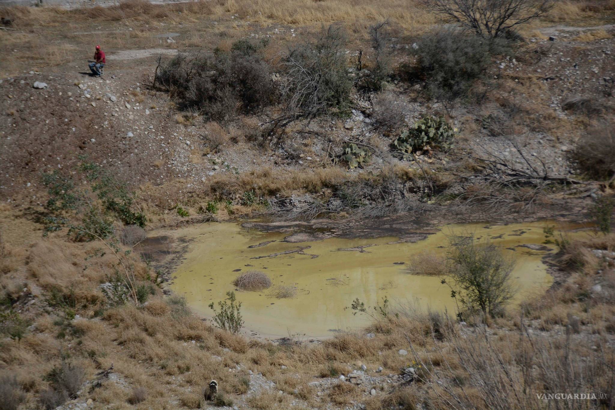 $!‘Jugosa’, sin permisos ecológicos, contamina… y ni a quién le importe