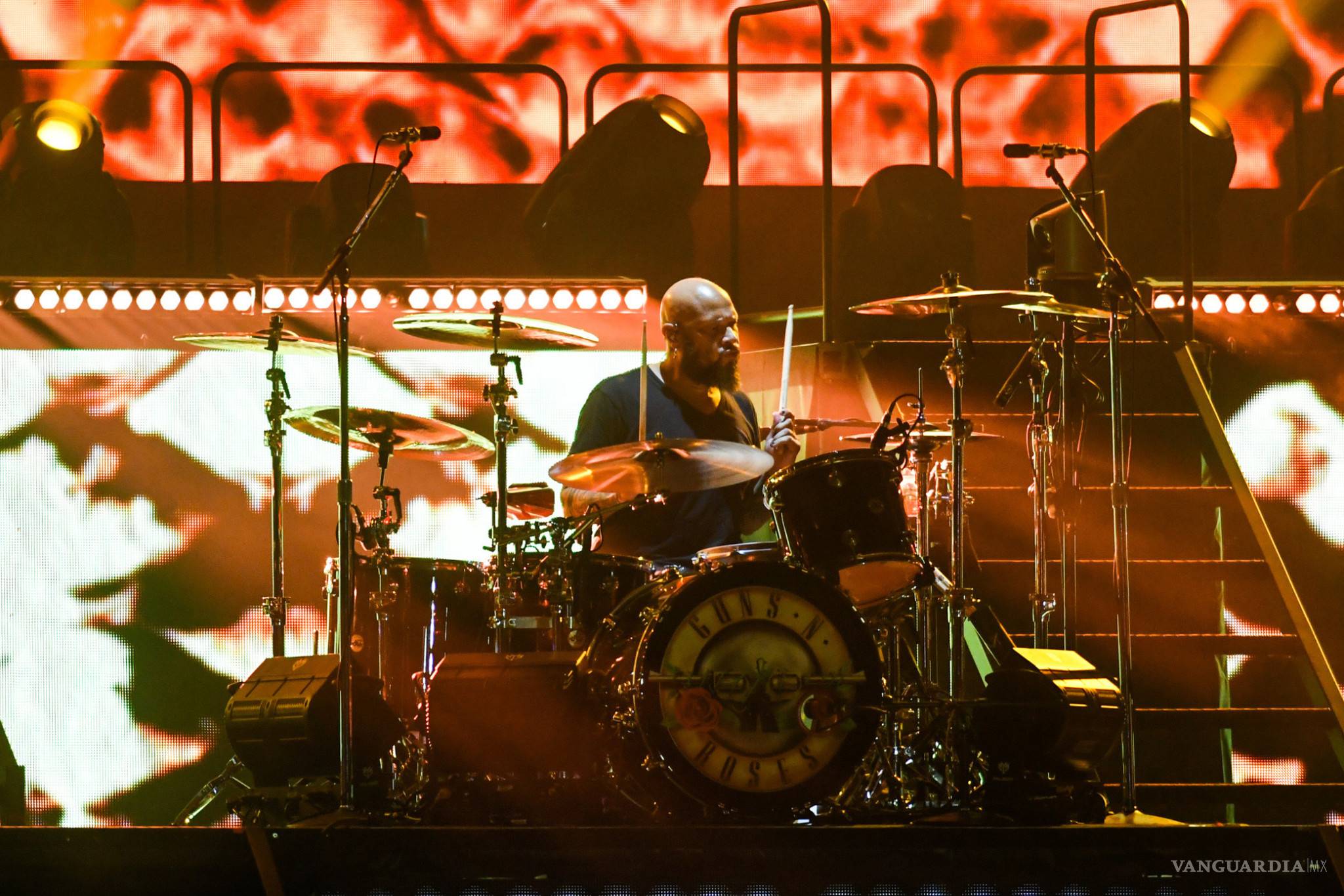 $!El Mother of All trajo al Guns N Roses de Axl Rose y Slash