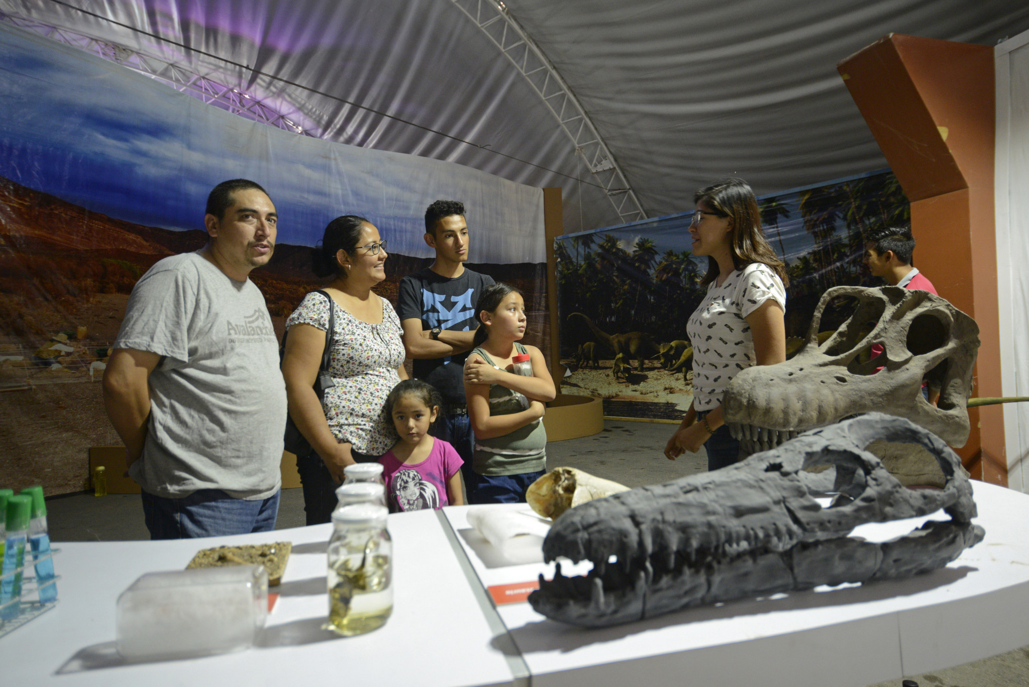 $!Impacta la Tierra de Dinosaurios en Saltillo