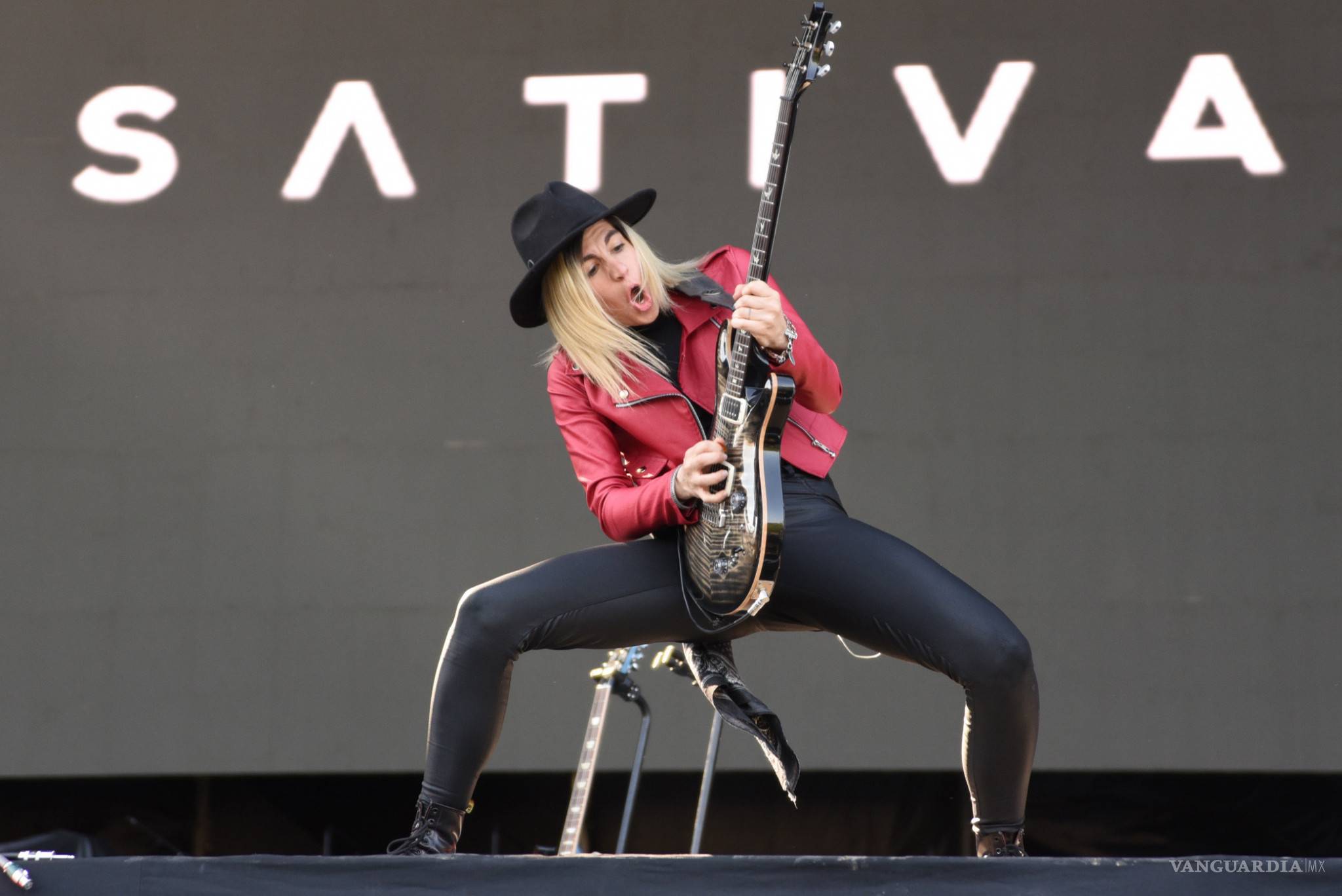 $!El Mother of All trajo al Guns N Roses de Axl Rose y Slash