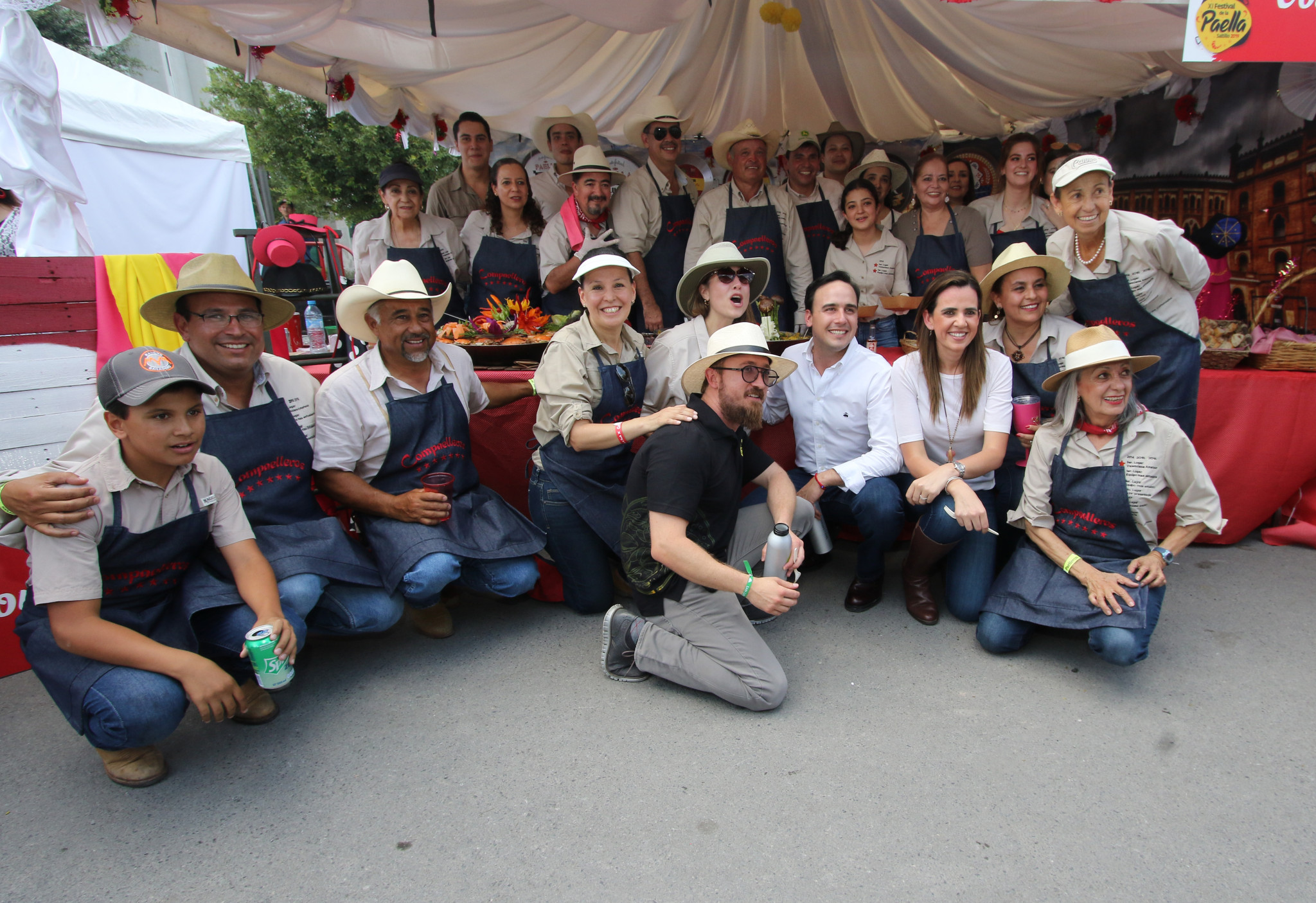 $!XI Festival de la Paella: sabores, amigos... y una tromba