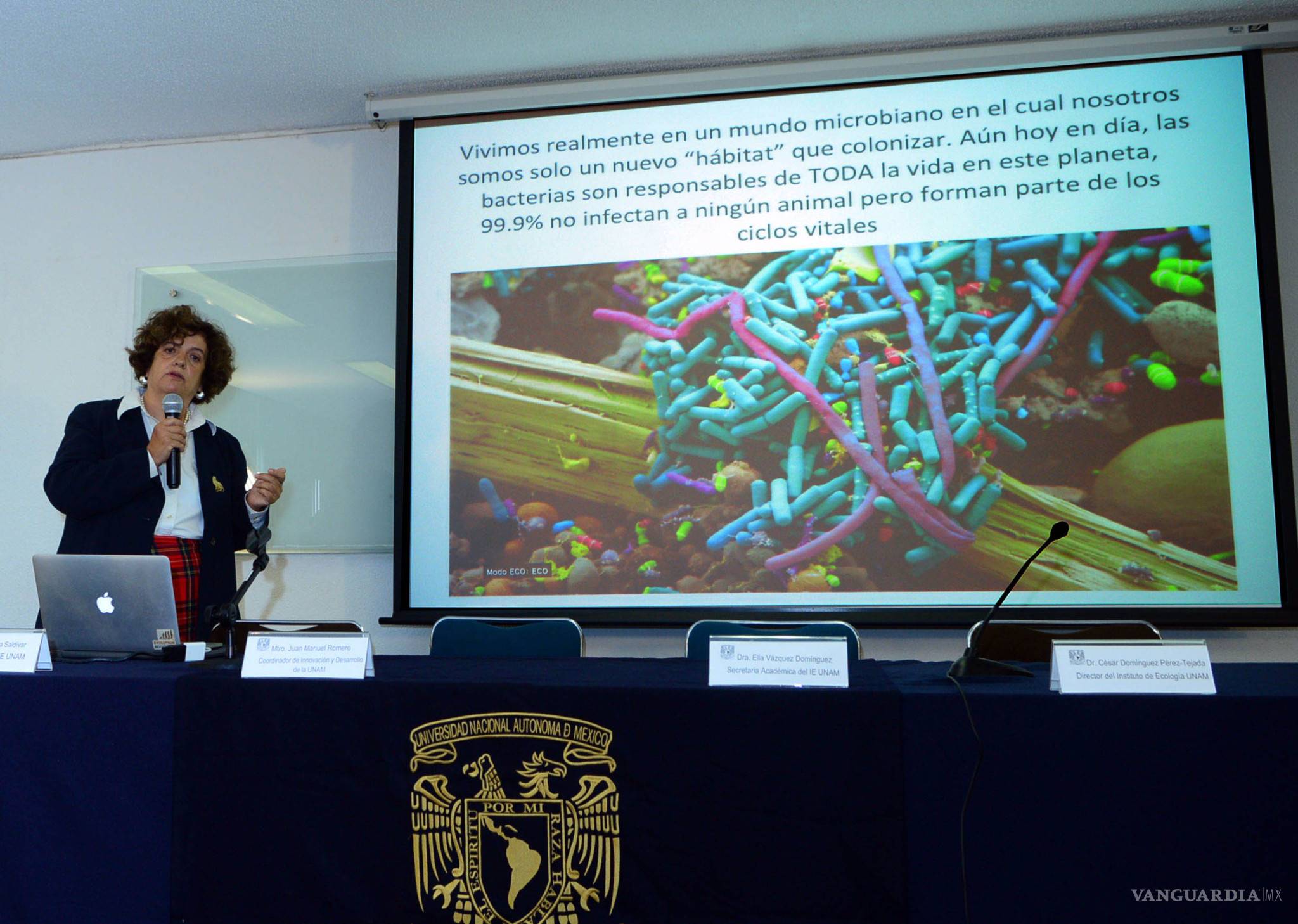 $!¿Y entonces La vida surgió de un charco?; de como la NASA llamó a trabajar a la investigadora mexicana