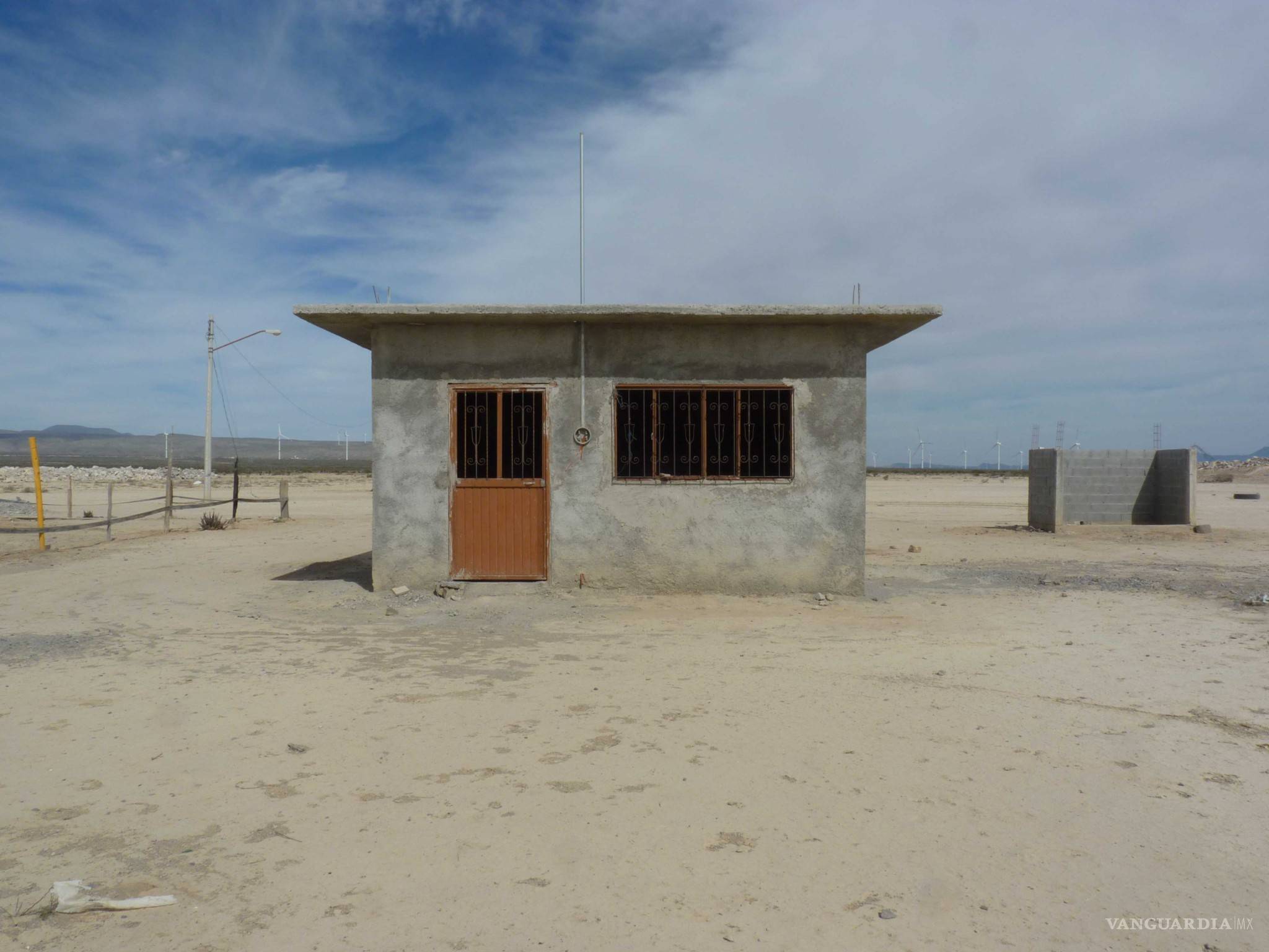 $!La historia de un kilómetro de carretera que se convierte en un pueblo