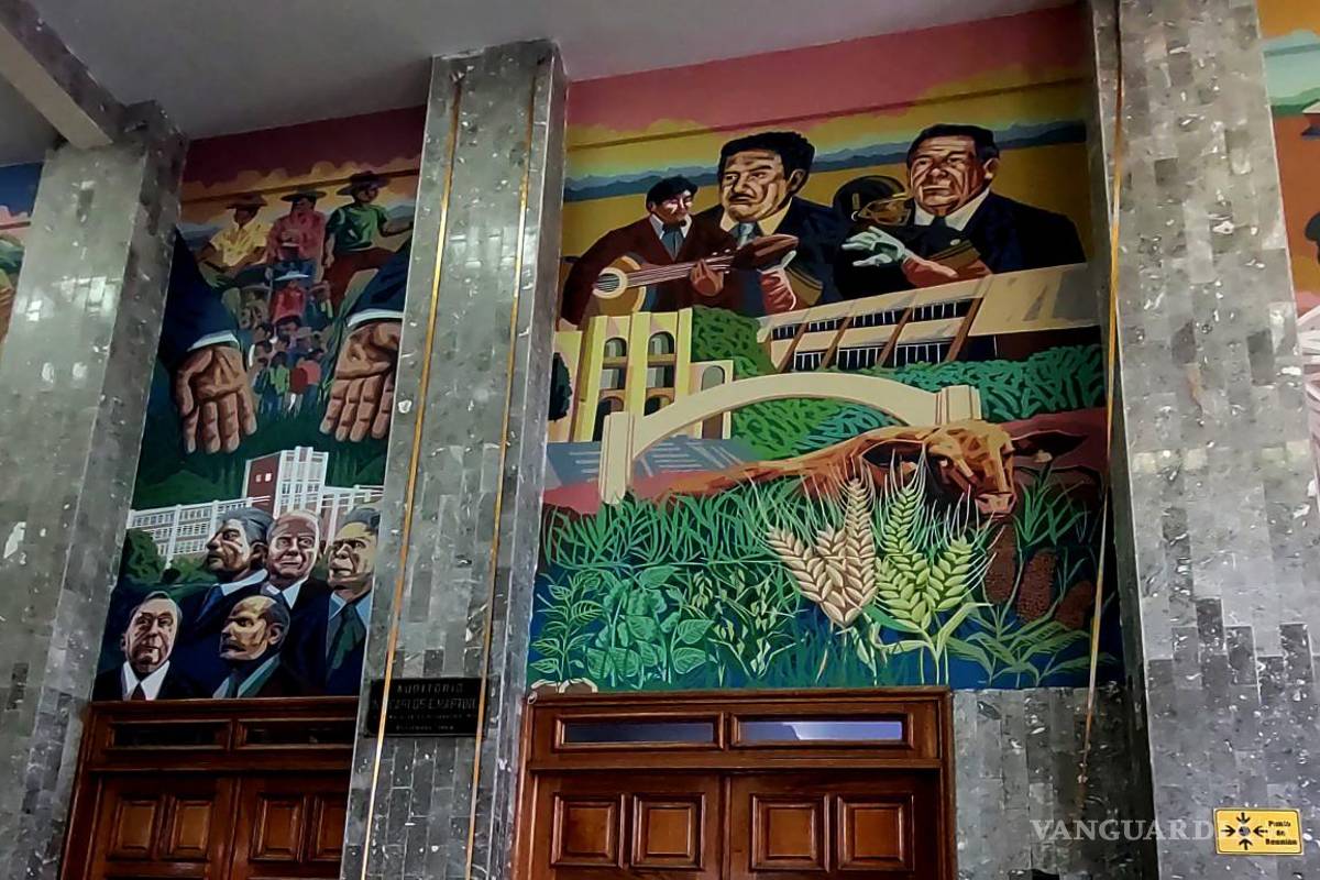 Inauguran mural en la Narro por su centenario