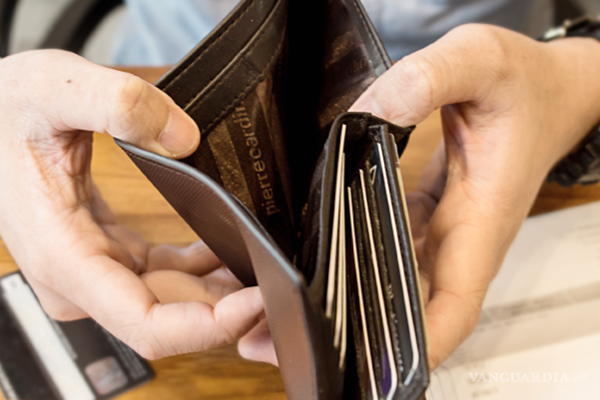 Sobrendeudamiento amenaza a las familias mexicanas; cuidado con los “créditos milagros”, advierten