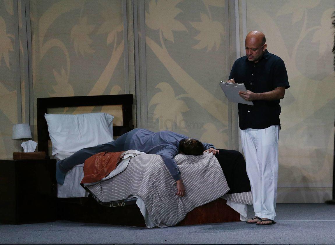 Odín Dupeyrón trae a Saltillo ‘Veintidós Veintidós’, una comedia que invita a la reflexión