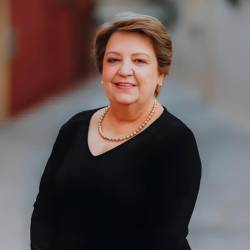 Esperanza Dávila Sota