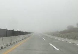 Cierran autopista Saltillo-Monterrey por presencia de bancos de niebla