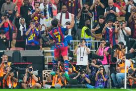 Ferran Torres abrió el marcador y dio inicio a la ráfaga ofensiva del Barcelona en Yeda.