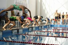 La alberca los espera en el San Isidro